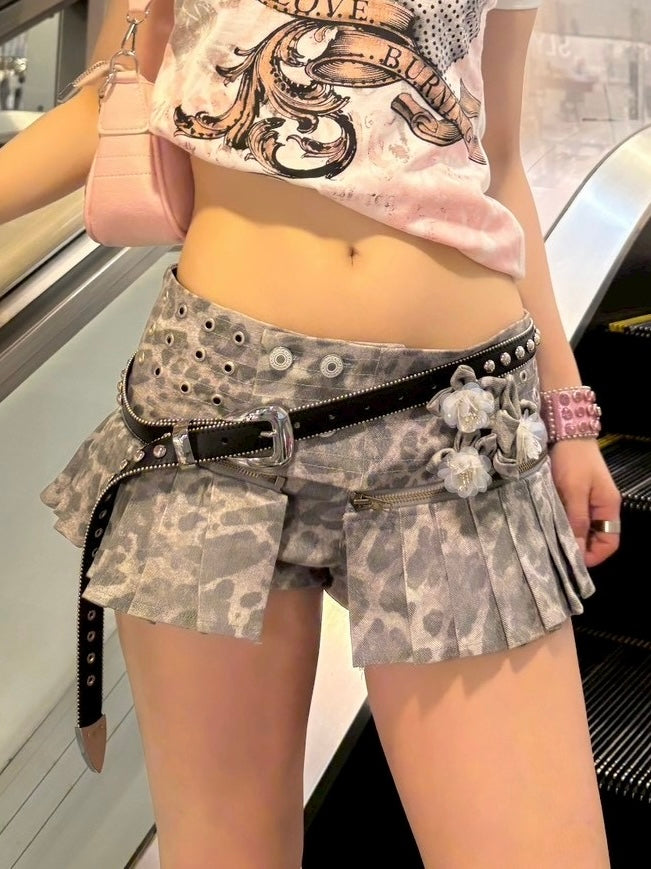 7/11 20:00発売　国際配送【BABY09】leopard pleated belt shorts