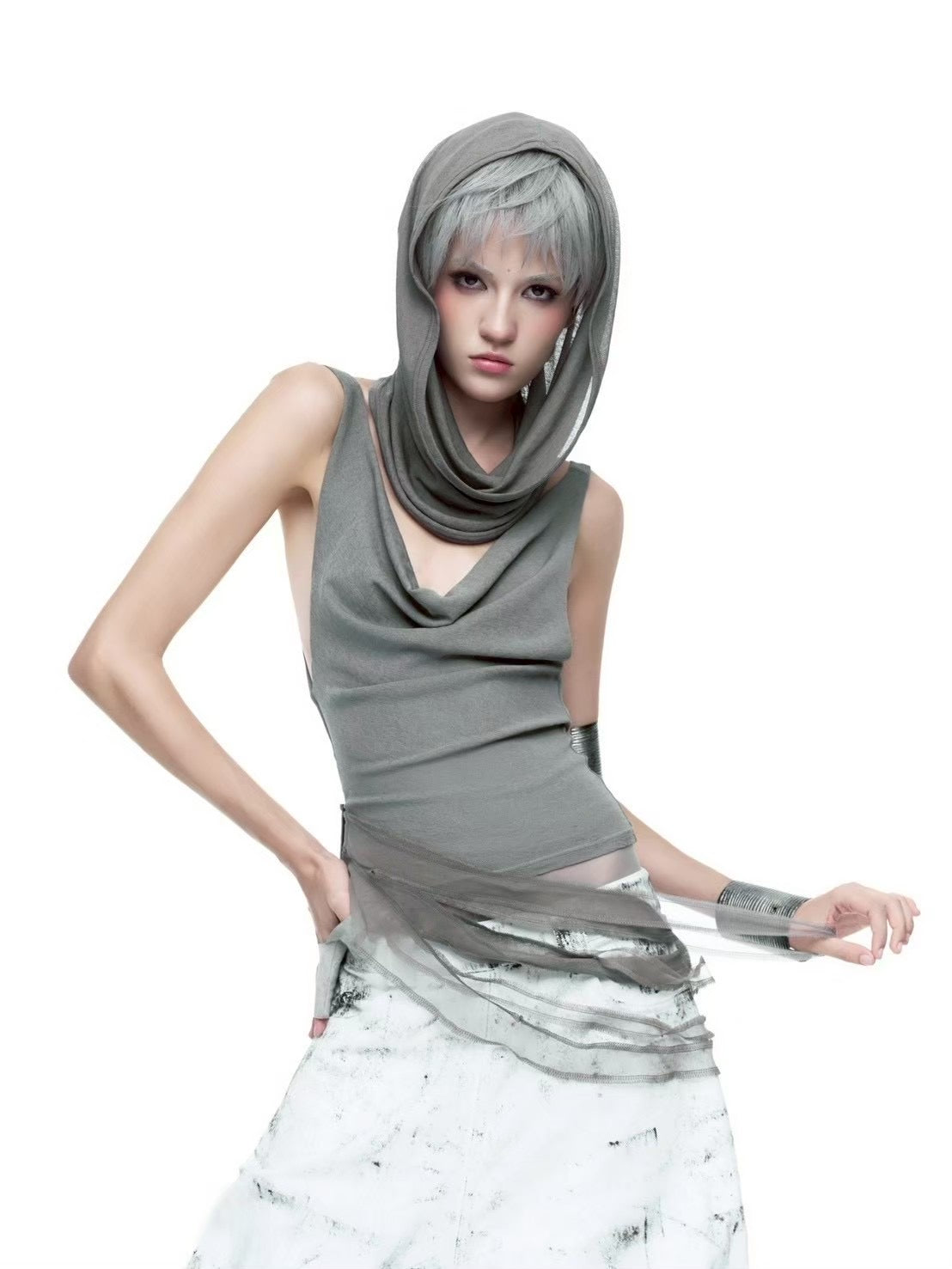 【EYE OF THE STORM】ASHEN HOOD TANK TOP