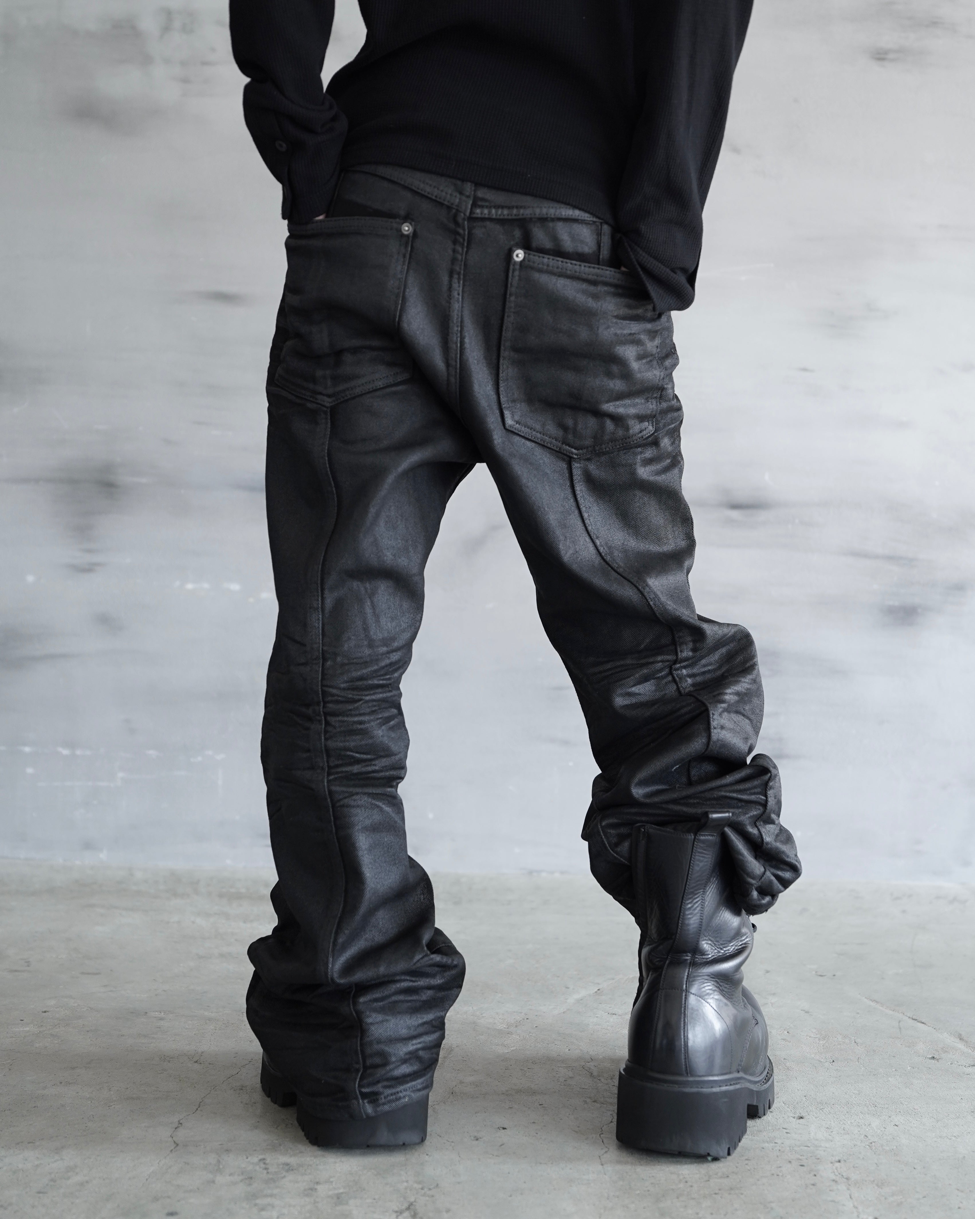 【CHIKASHITSU PLUS HIGH】Linear coating denim flare pants