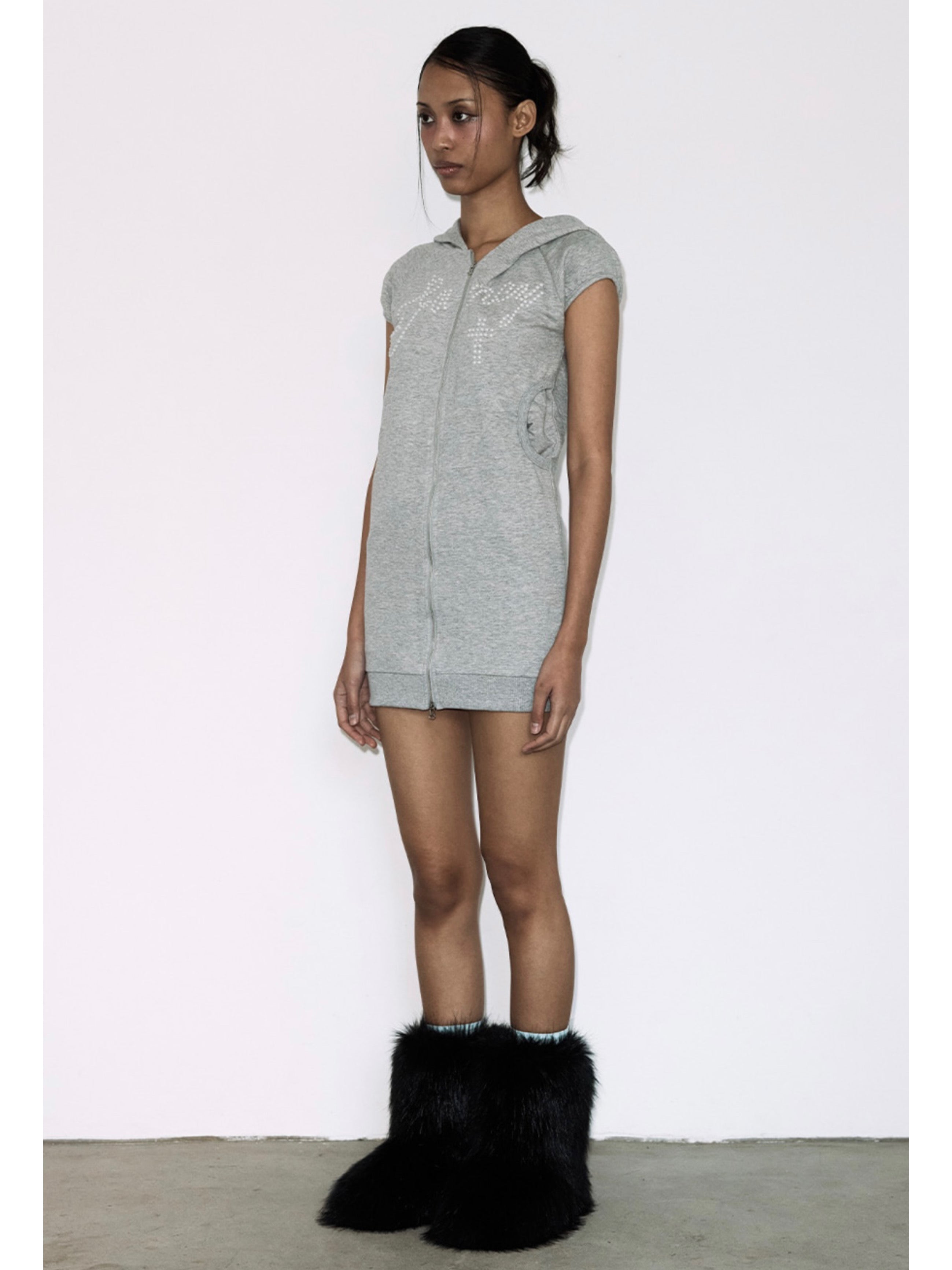 【FANCY CLUB】HOTFIX PUFF SLEEVE HOOD ONE-PIECE