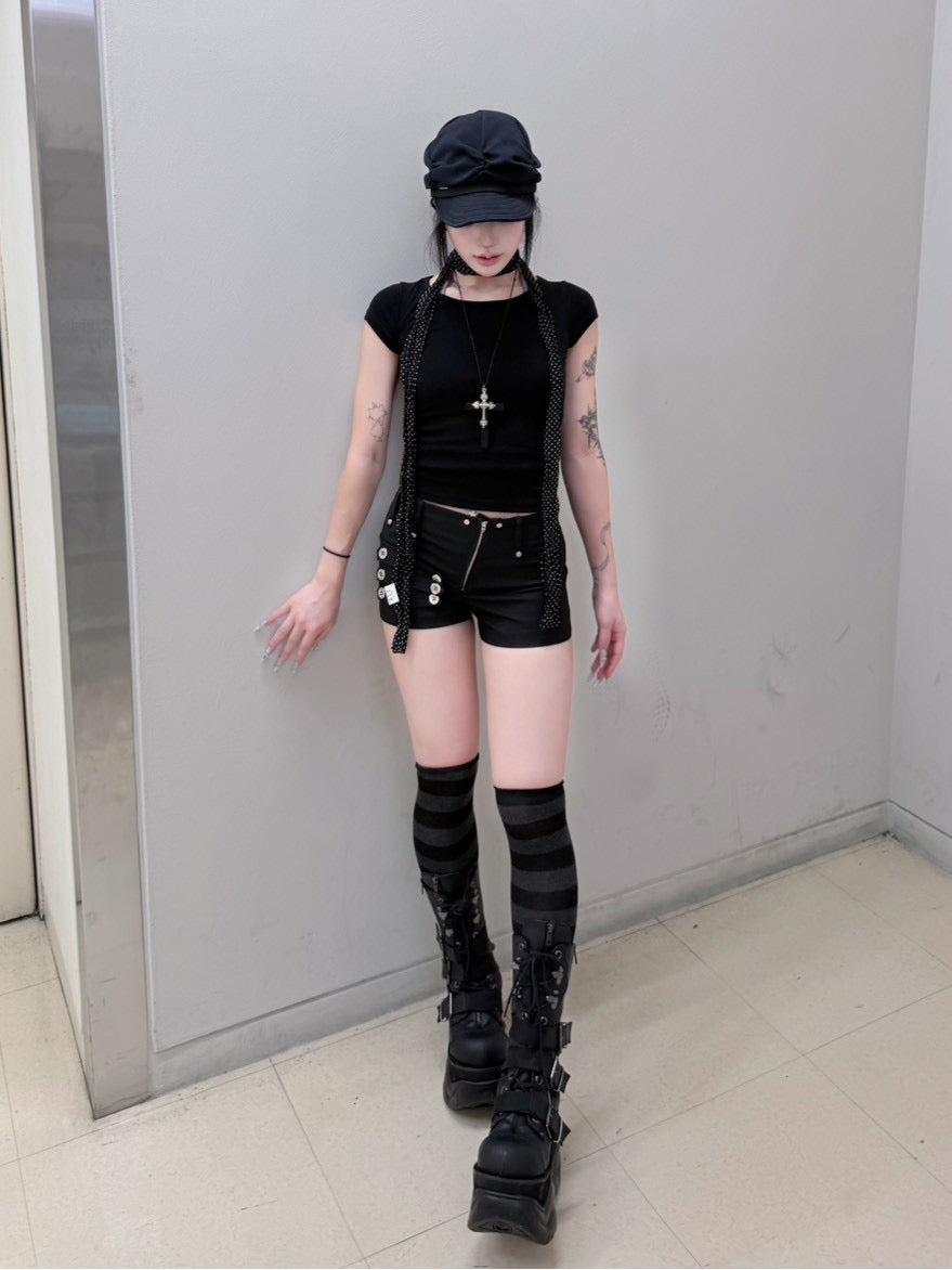 渋谷109店WEB限定受注制【nmtc+】Back Button Slit U-Neck Tee (5color)