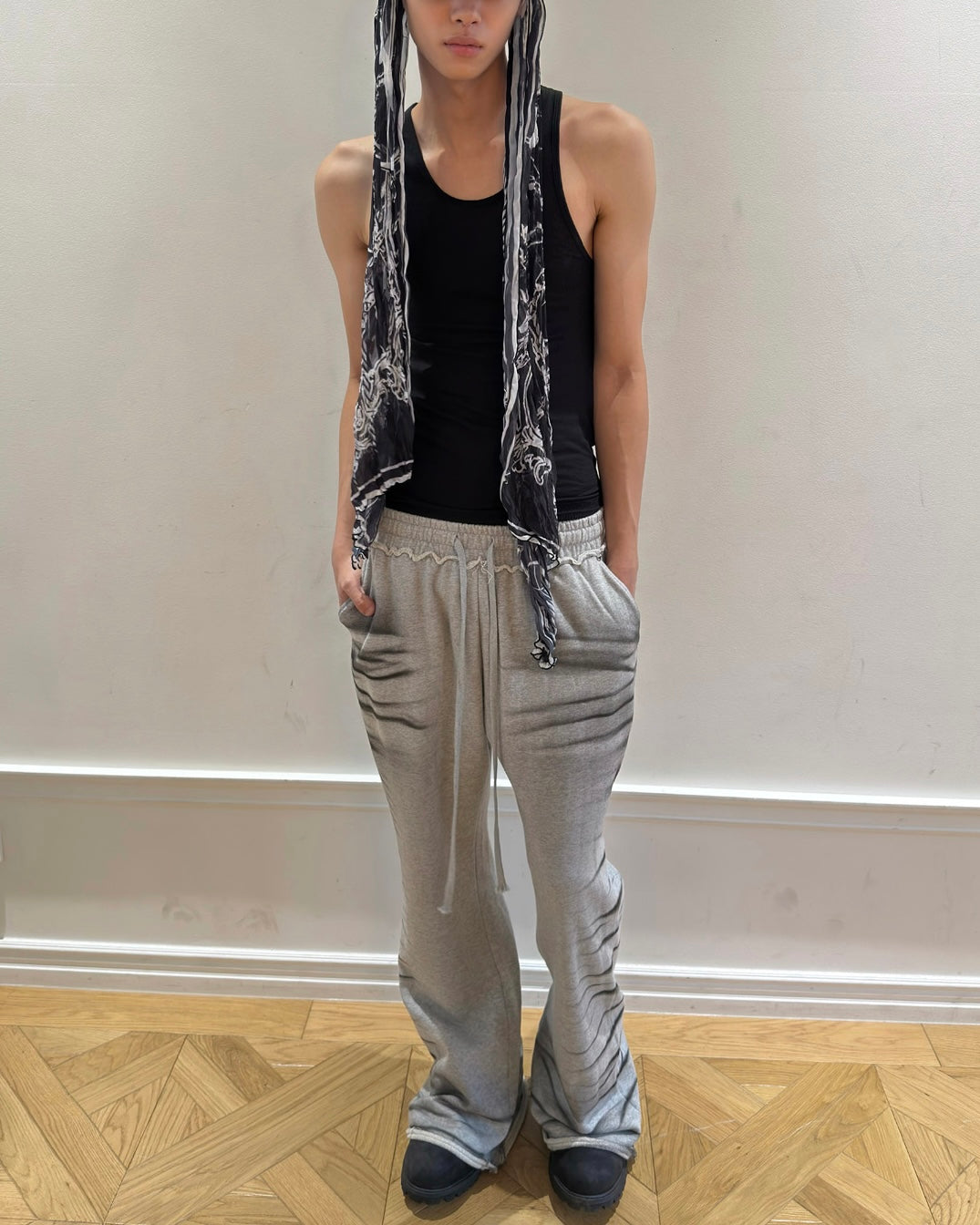 【LECYTO】Dirty Flare Sweatpants