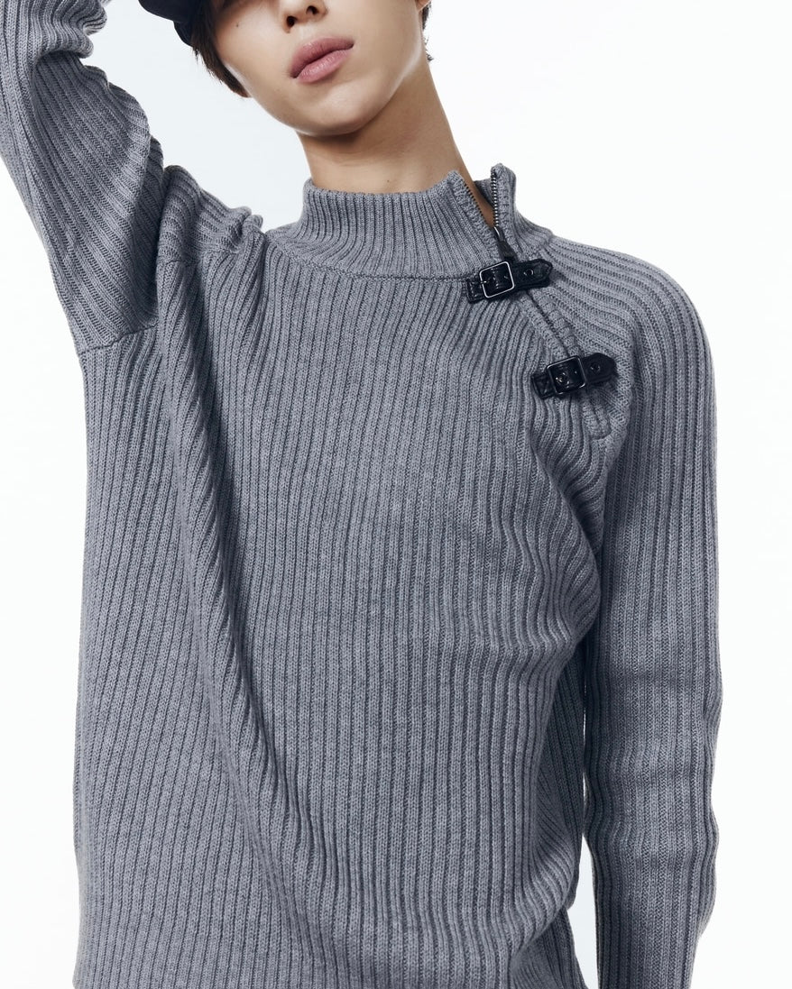 【AAKAM】Slant Zipper Belted Knit