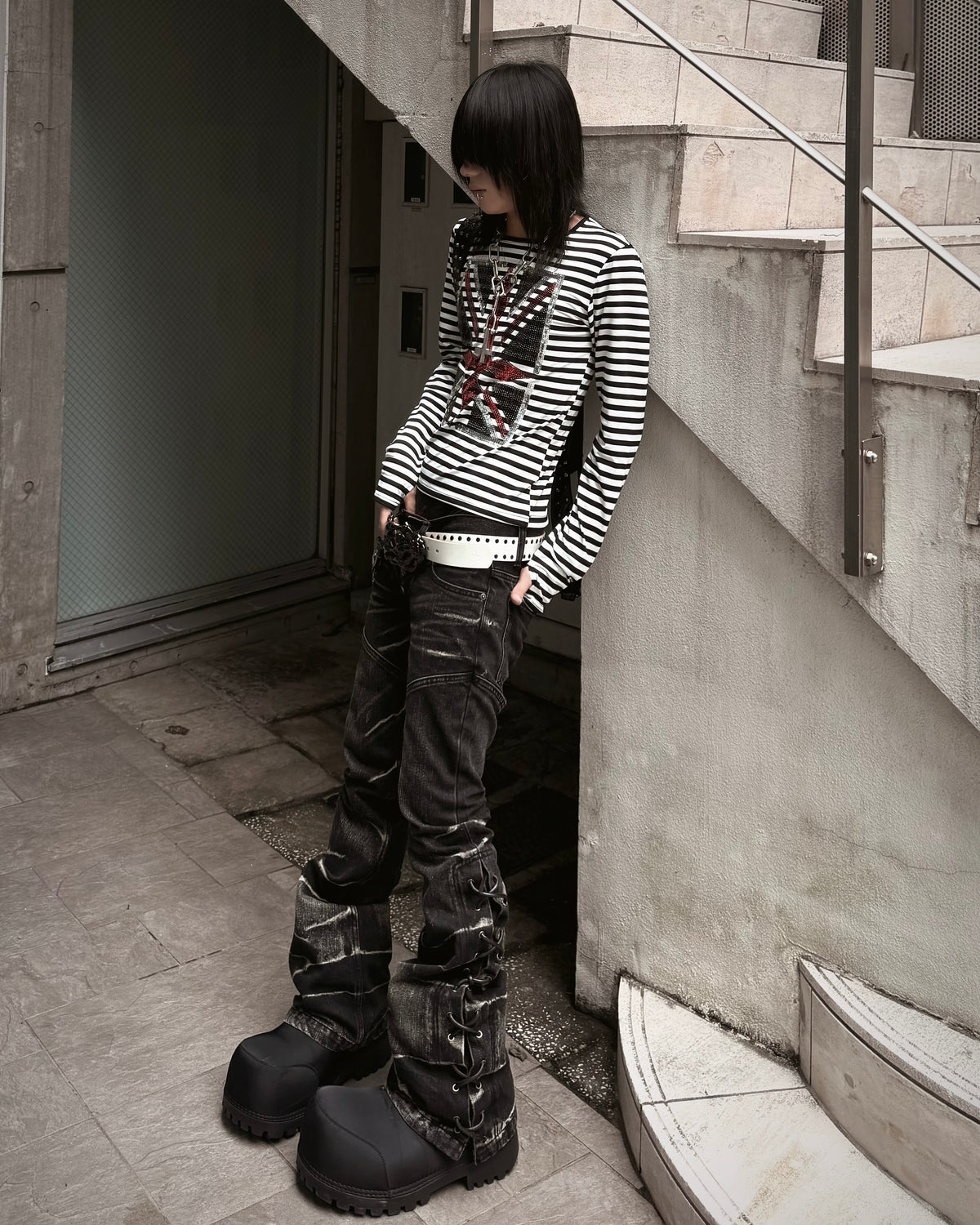 国際配送【Never mind the XU】Tornado Fade Lace-Up Flared Denim