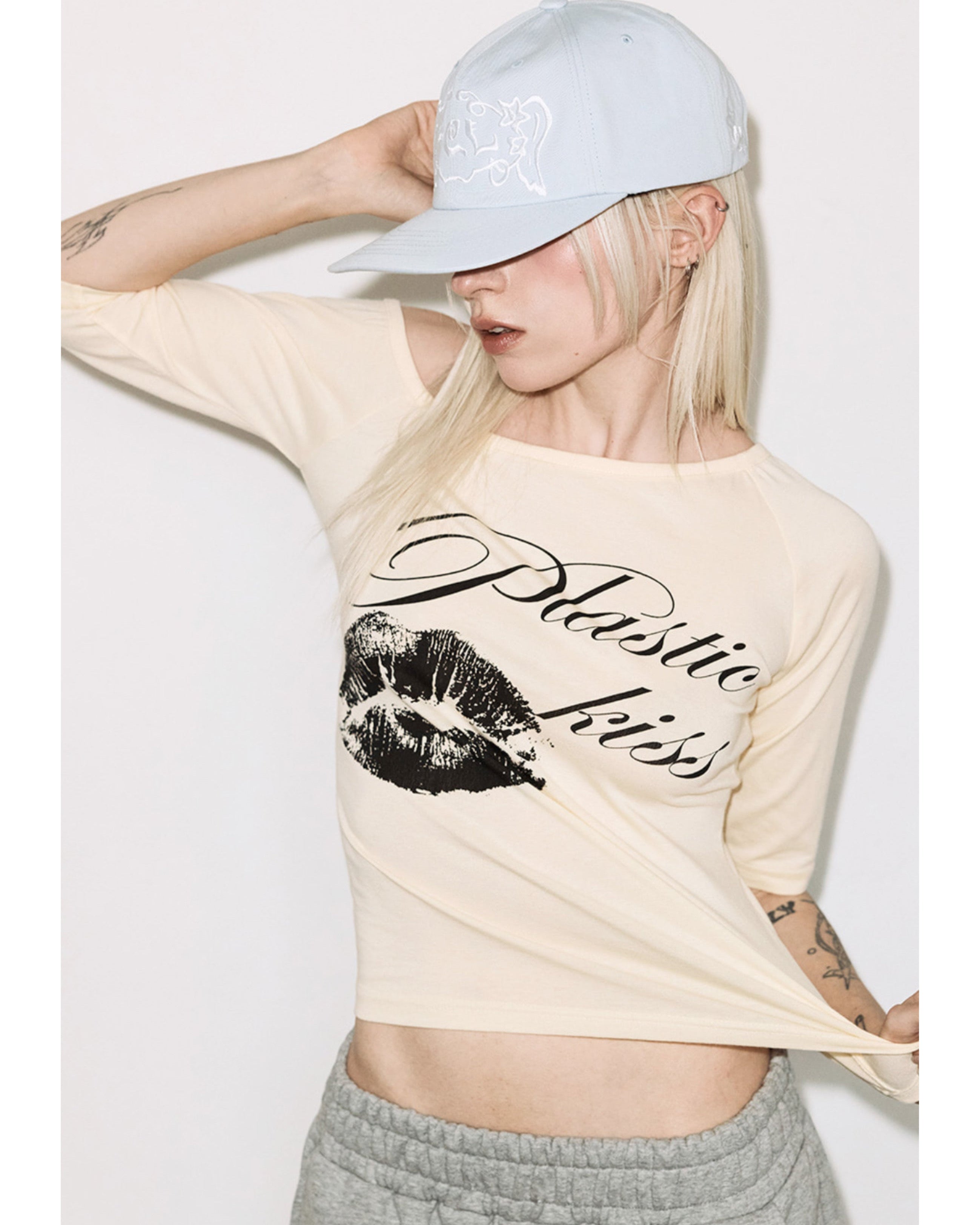 【FANCY CLUB】PLASTIC KISS ONE-SHOULDER TOP