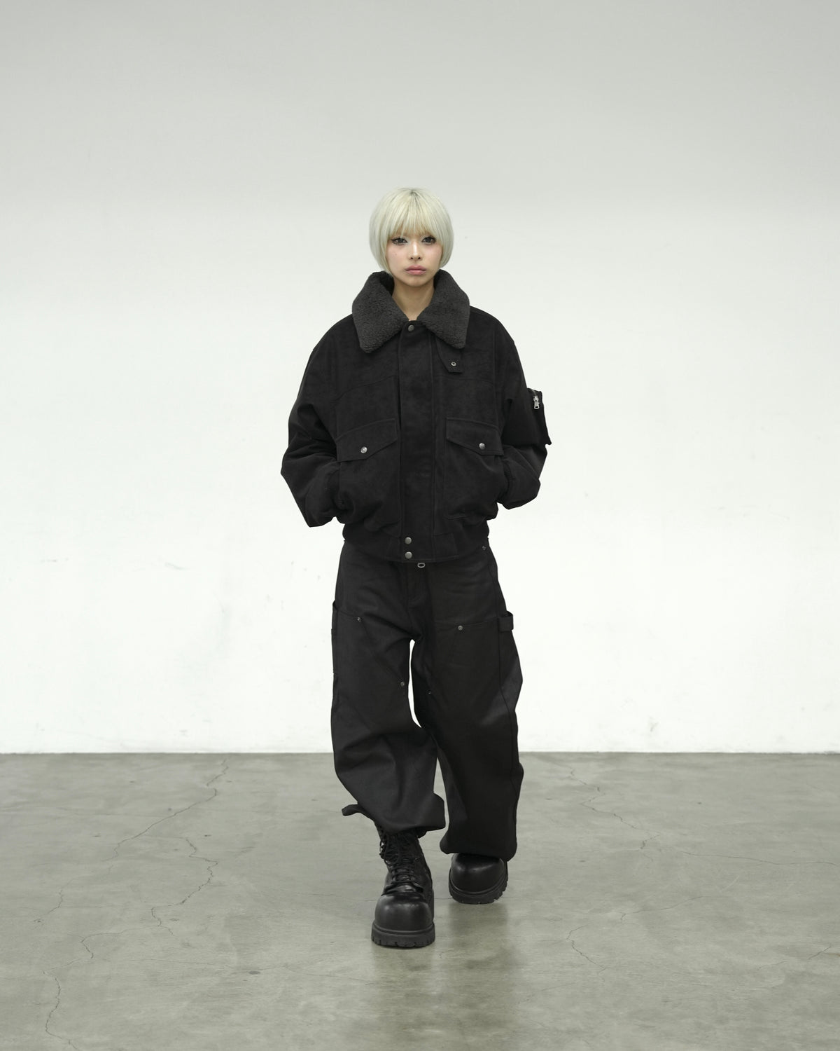 【CHIKASHITSU PLUS HIGH】Boa collar faux leather flight jacket