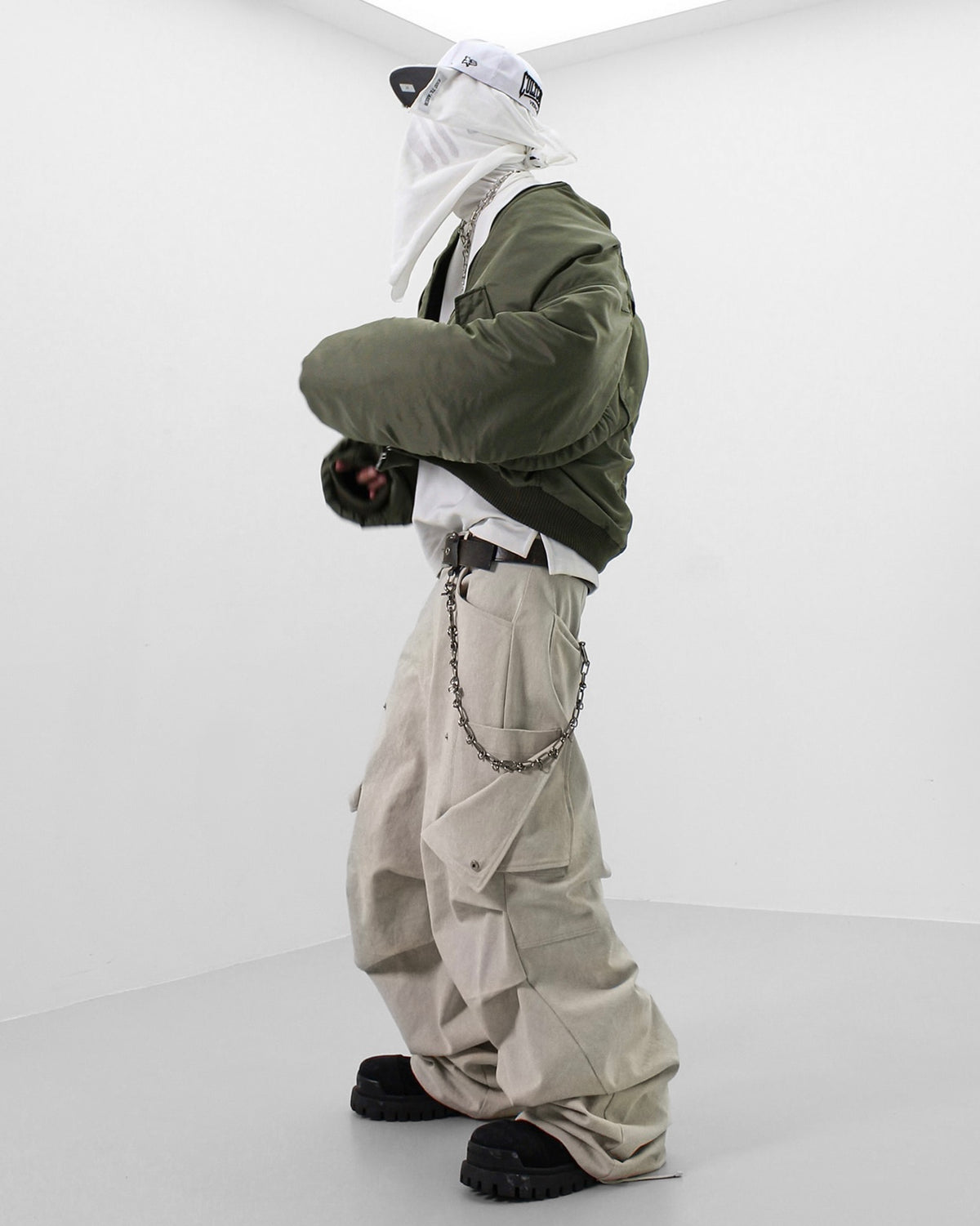【roaringrad】26 Parachute Cargo Pants