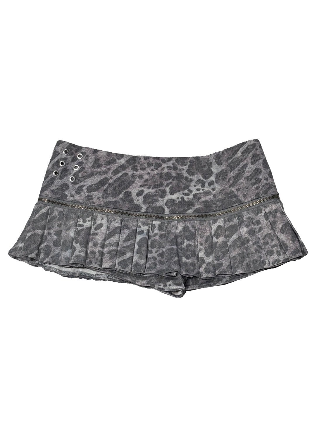 7/11 20:00発売　国際配送【BABY09】leopard pleated belt shorts