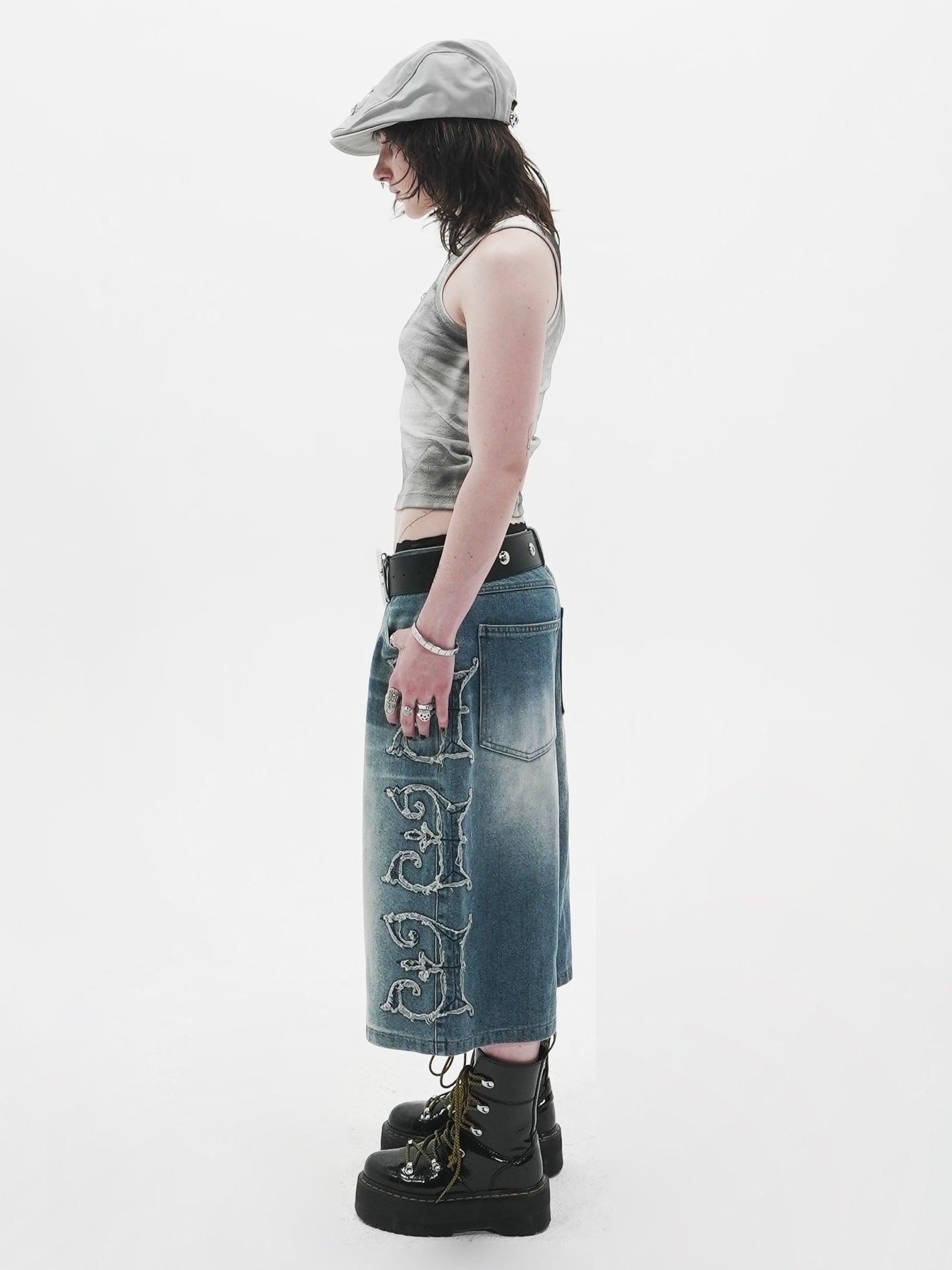 【E RIN AI E】ASH GEMINI SLEEVELESS