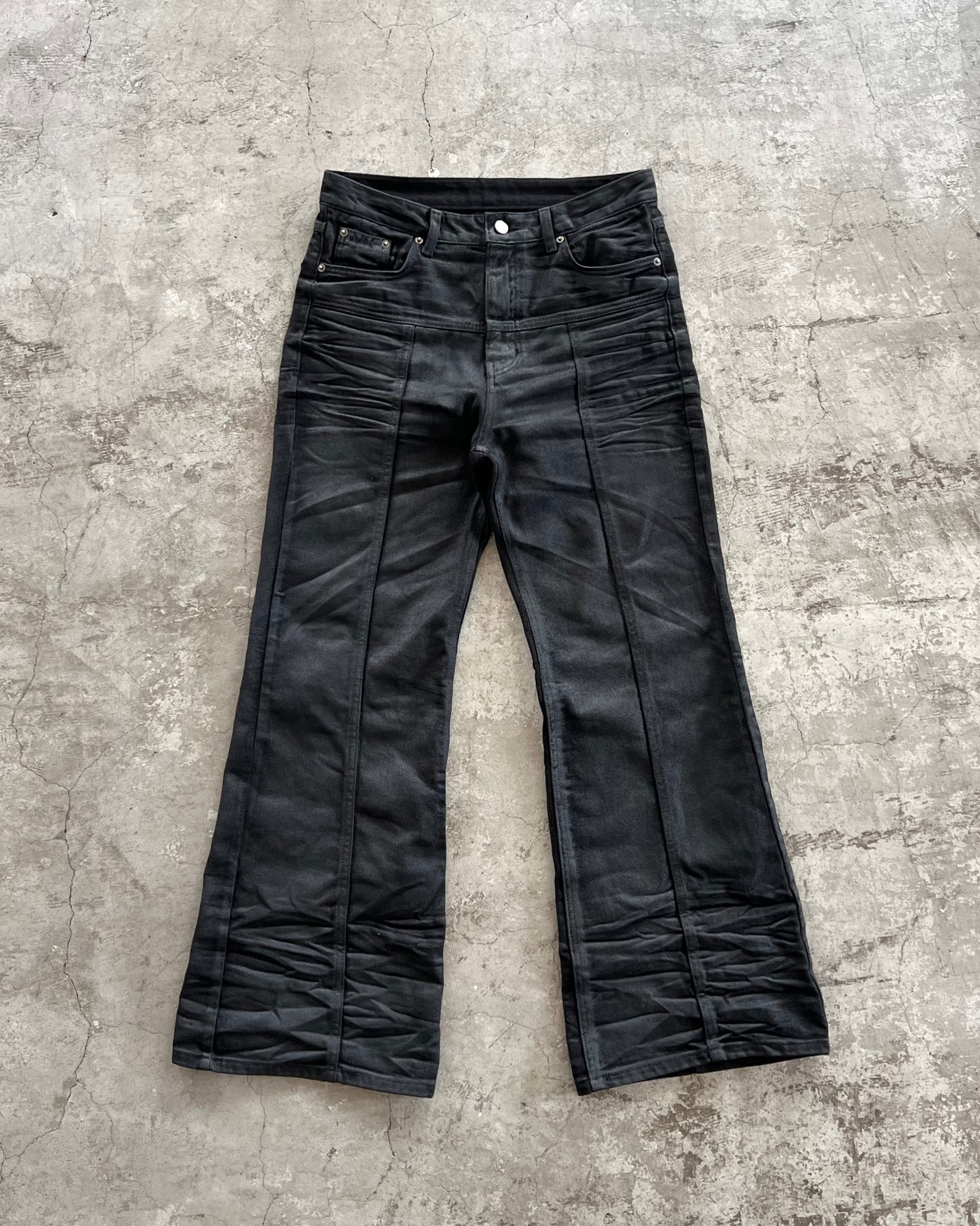 【CHIKASHITSU PLUS HIGH】Linear coating denim flare pants