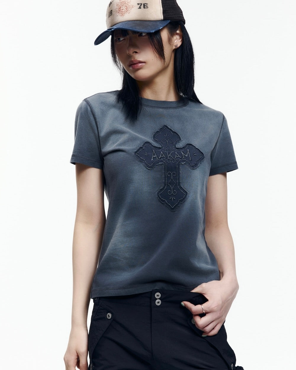 【AAKAM】Dust Fade CROS2 Half Top
