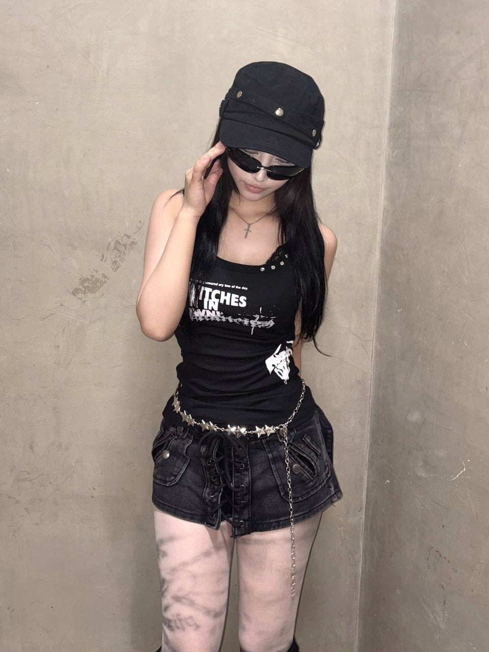 国際配送【Never mind the XU】slim fit studs sleeveless (2color)
