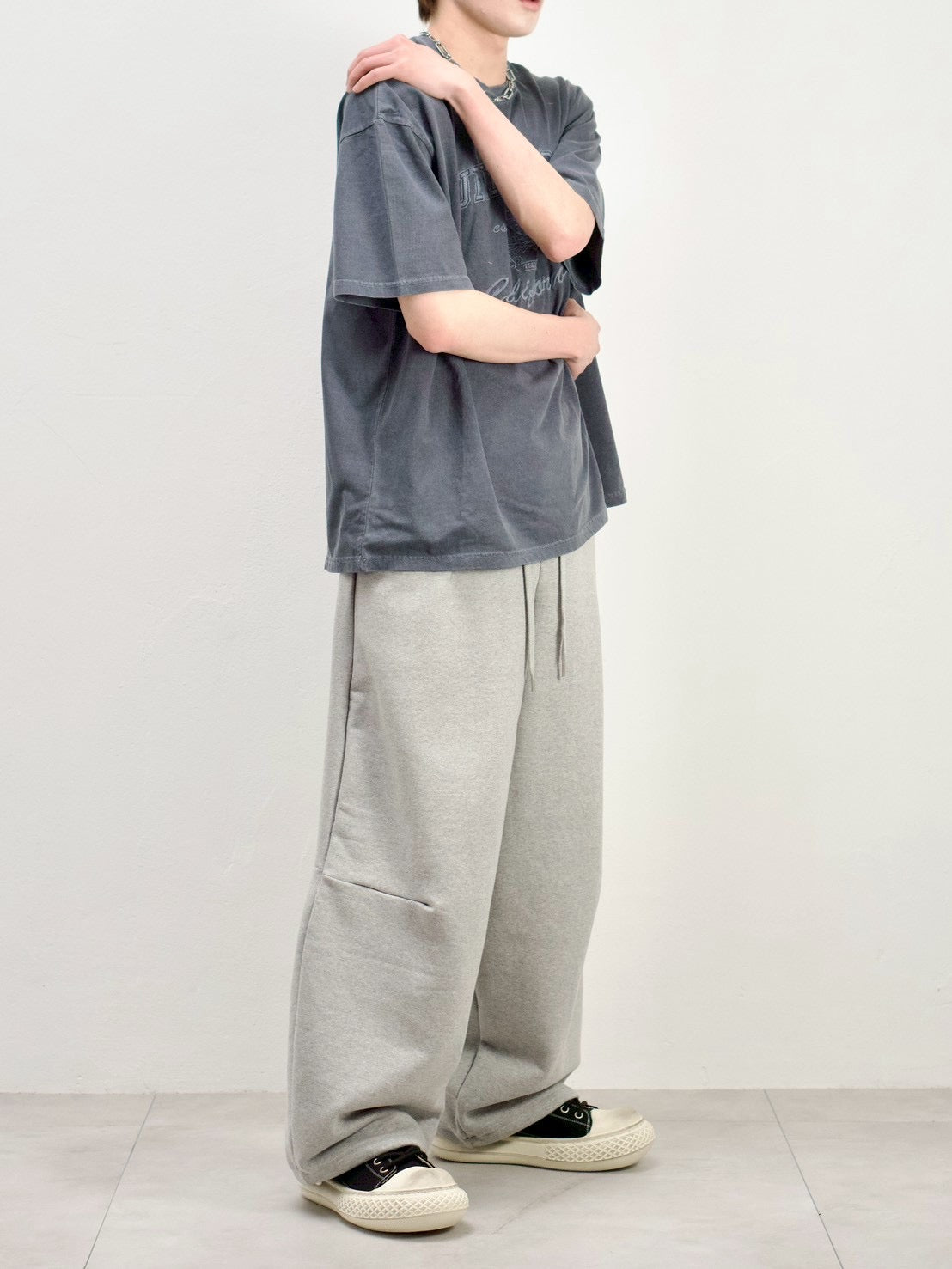 B.I ハンビン COIN PARKING DELIVERY スウェットパンツ 受注制【Chikashitsu +】curved balloon sweat pants (2color