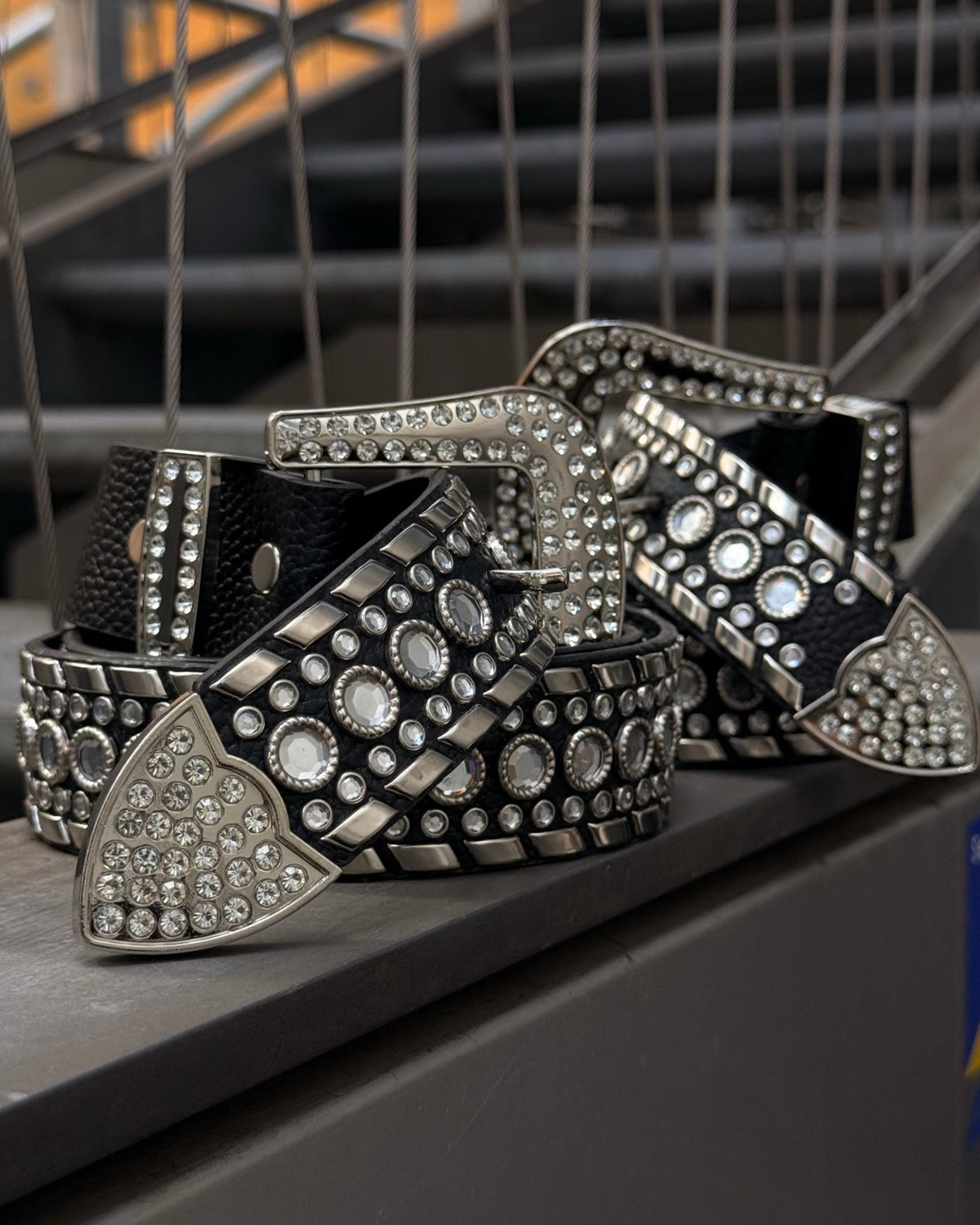 【Never mind the XU】RHINESTONE STUDDED BELT