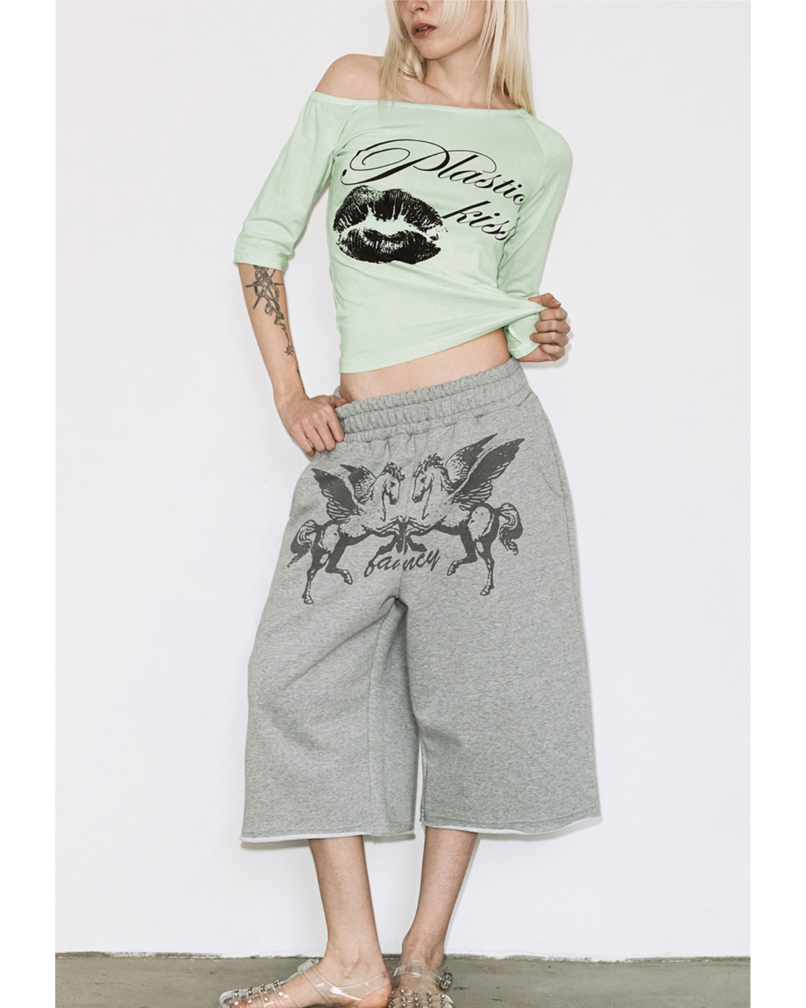 【FANCY CLUB】PLASTIC KISS ONE-SHOULDER TOP