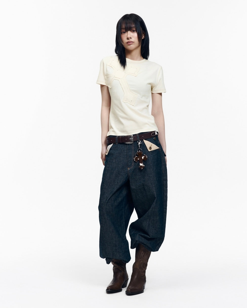 【AAKAM】Big Patch CROS2 Half Top
