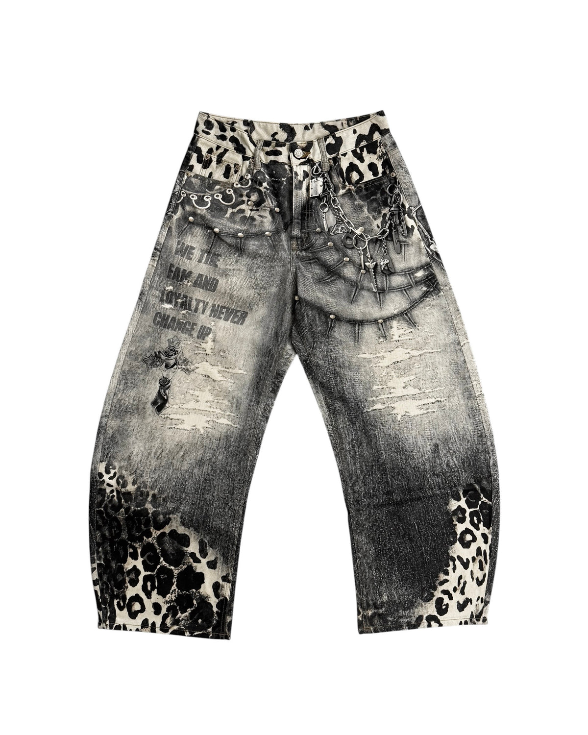 国際配送【Never mind the XU】Leopard graphic washed denim pants