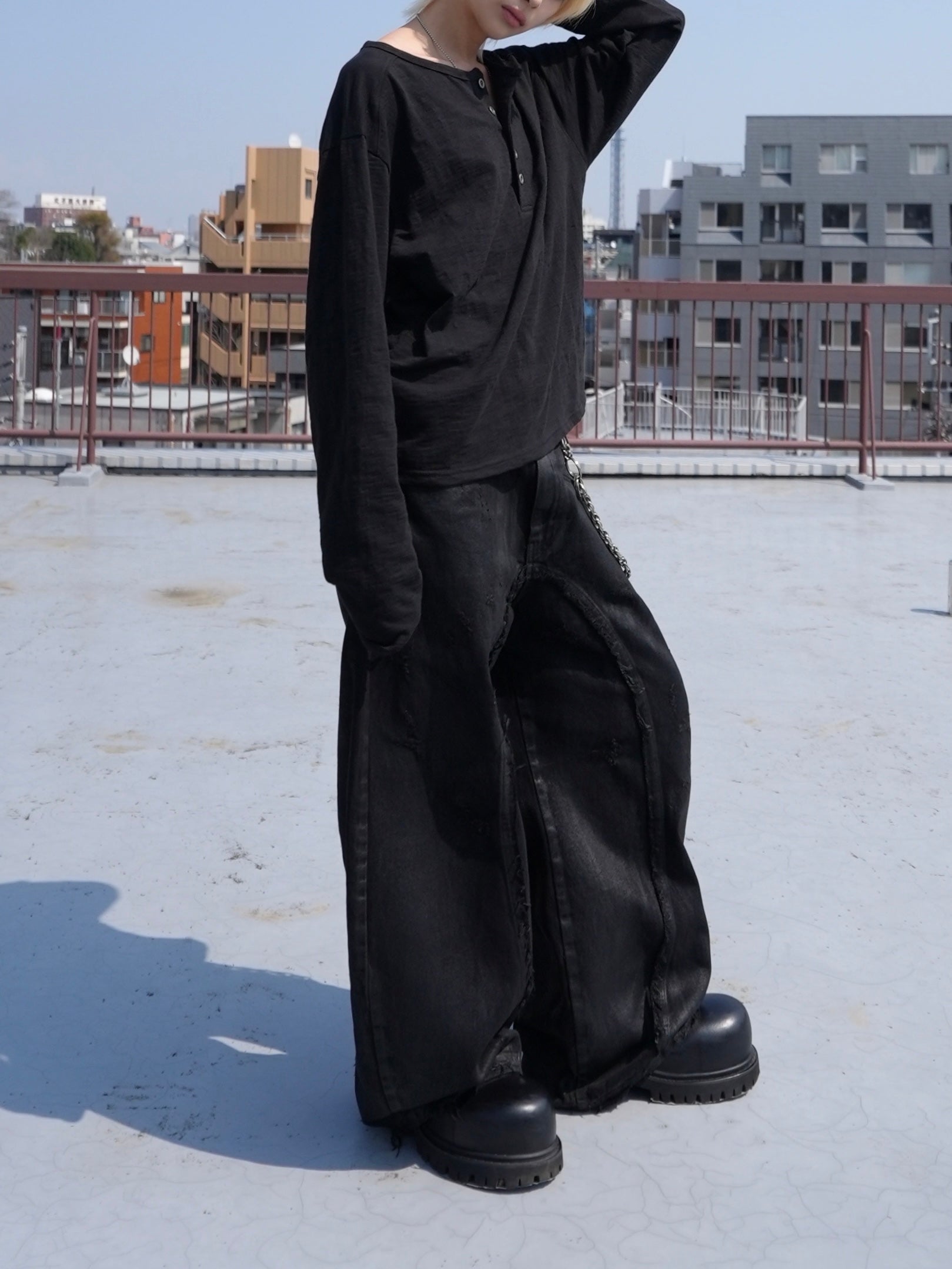 4/18 20:00発売【CHIKASHITSU PLUS HIGH】Washed coating denim pants