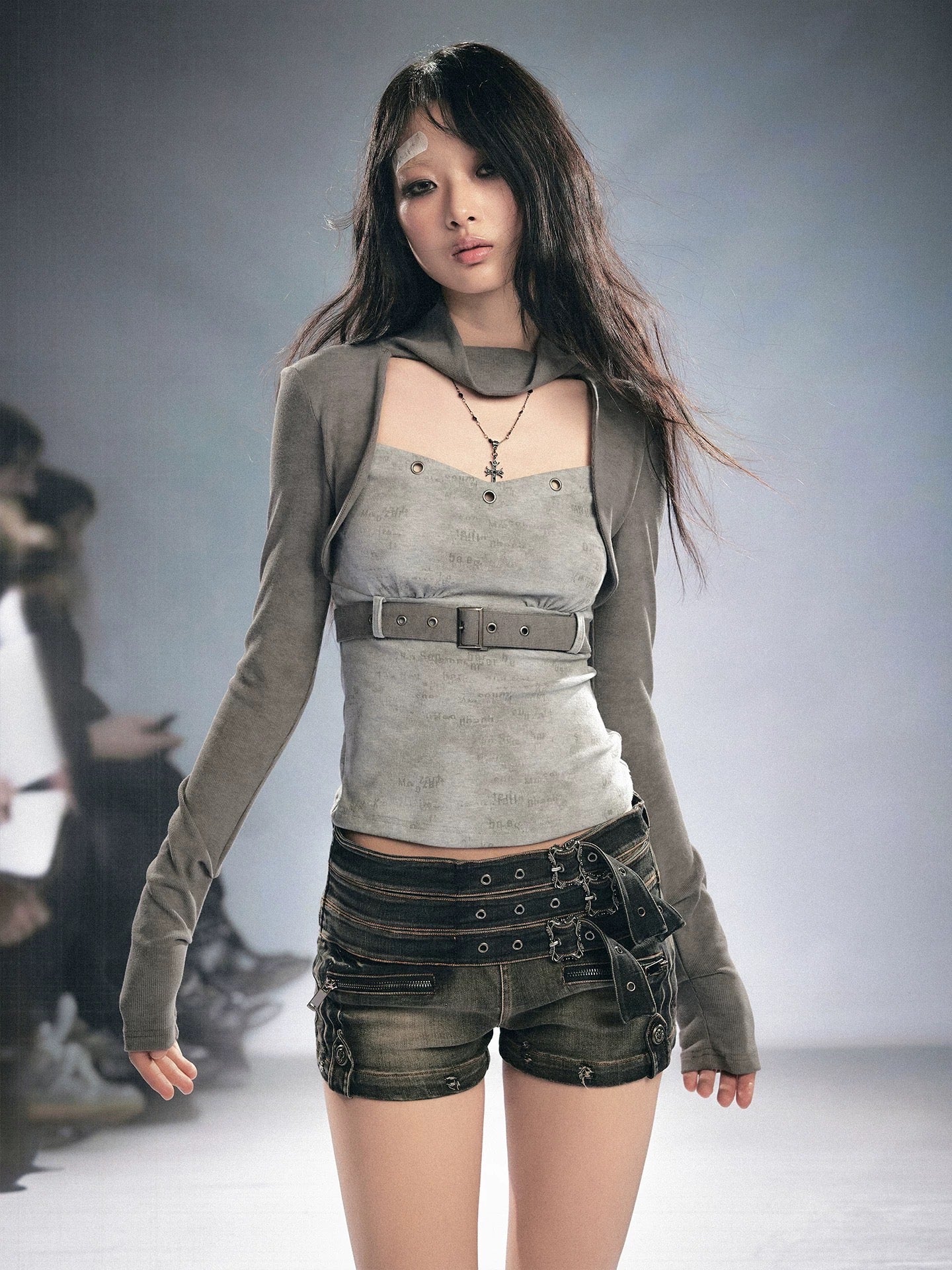 【Cest Nous】Gray Cowl Neck 
Top