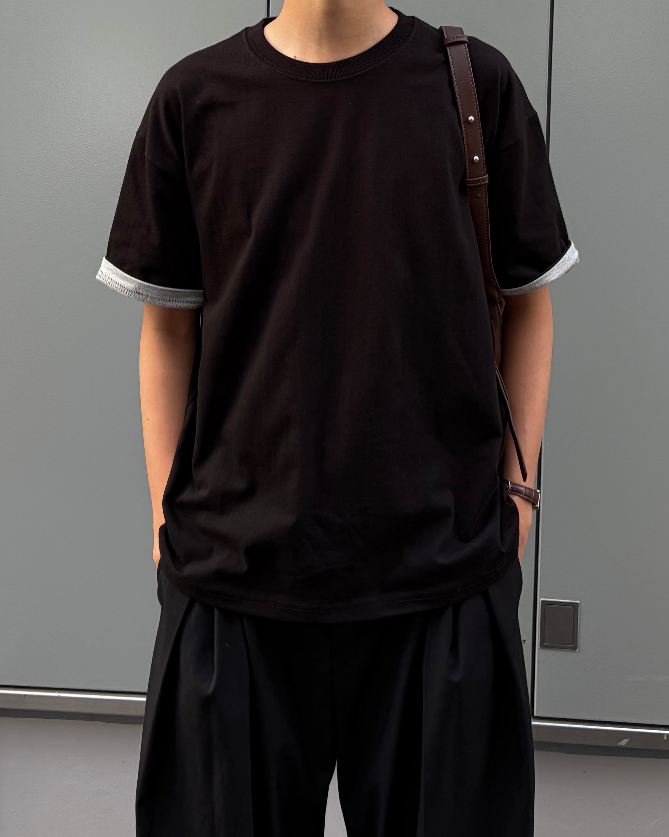 東京店WEB限定受注制【Chikashitsu +】layered roll-up tee (2color)