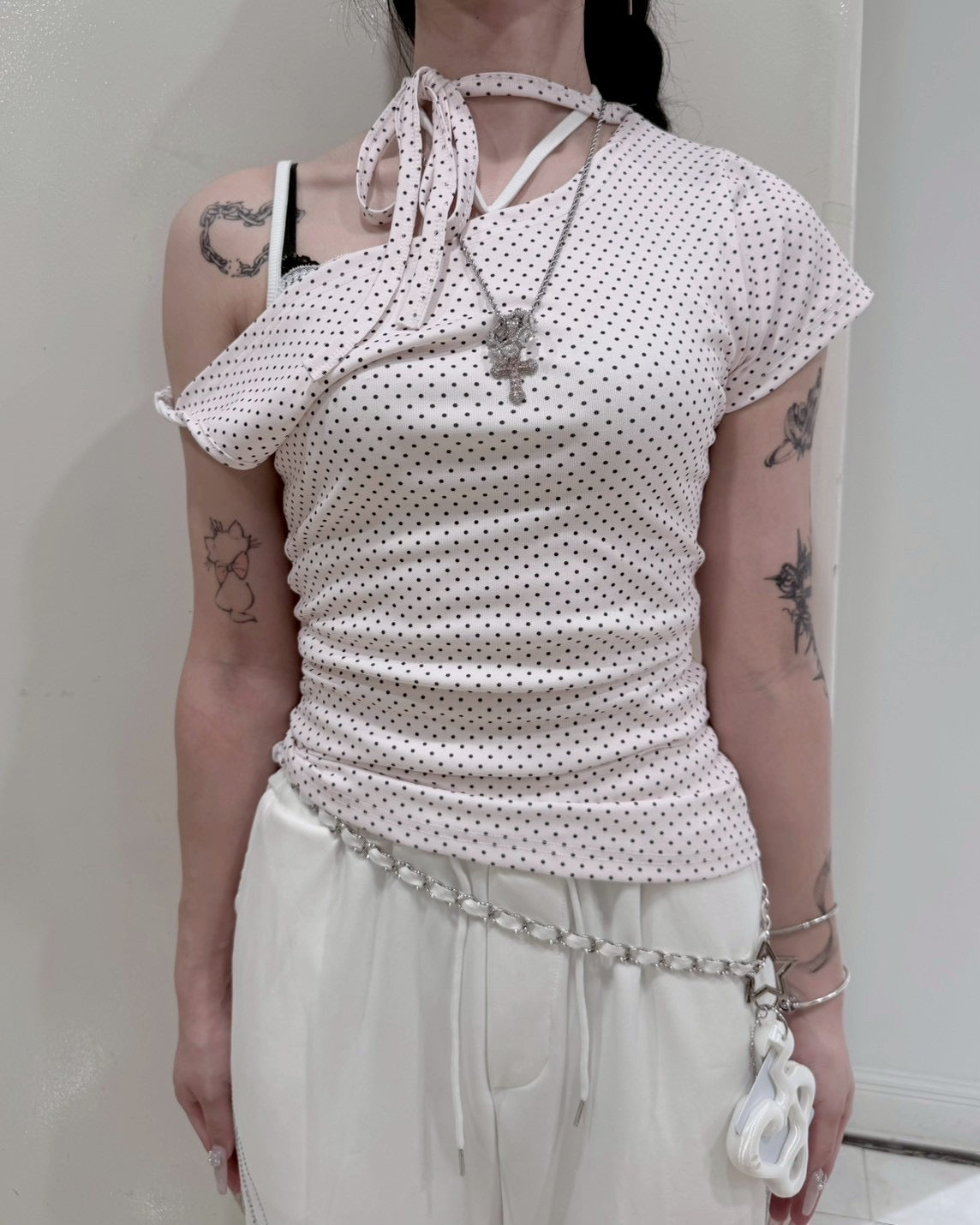 【nmtc+】Dot Ribbon Neck Tee (3color)