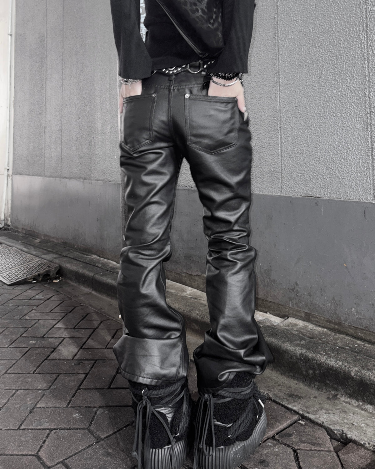 受注制【nmtc+】Glossy Flare Denim