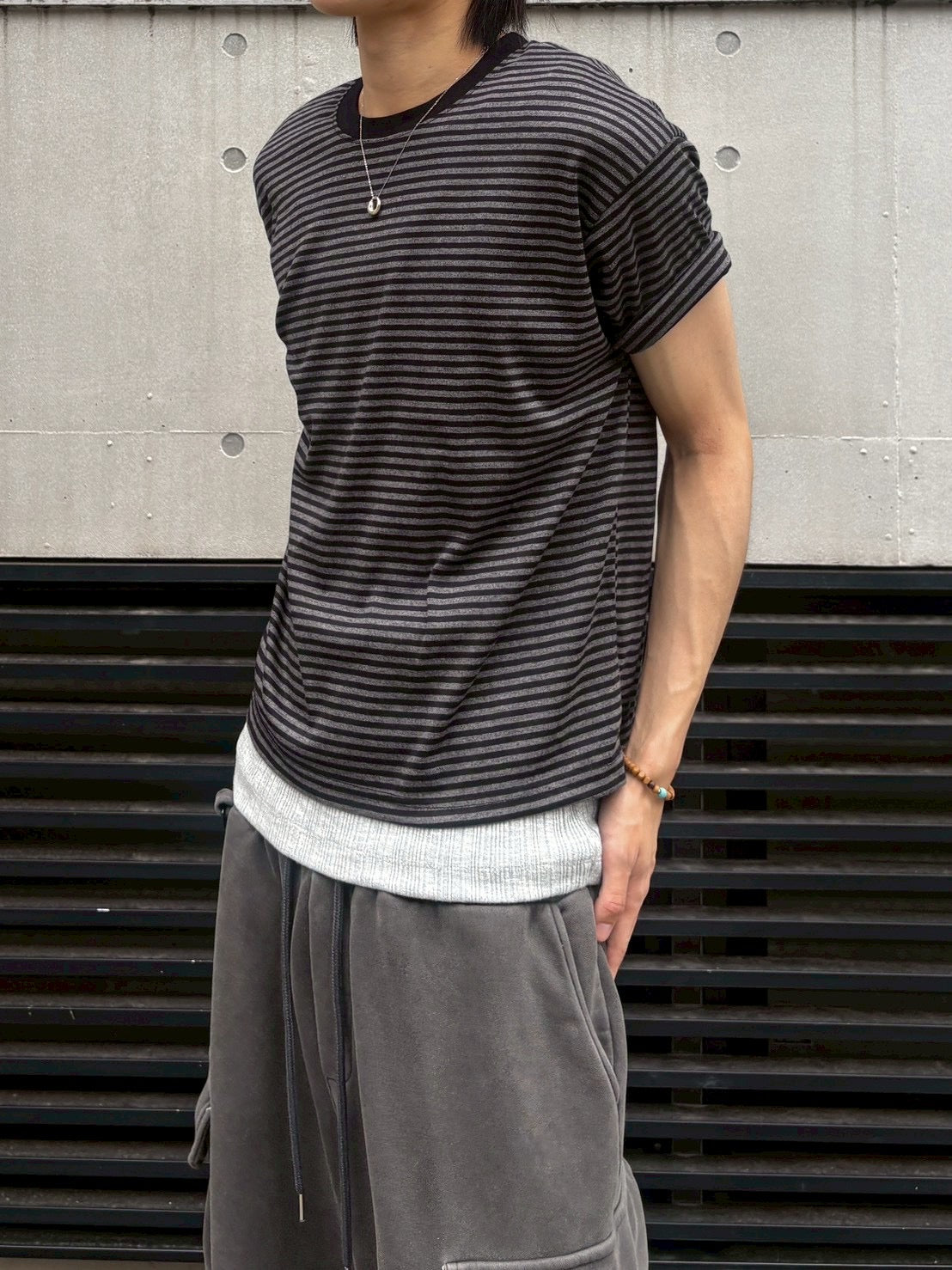 7/4 20:00発売 受注制【nmtc +】Stripe Contrast Semi Crop Tee (2color)