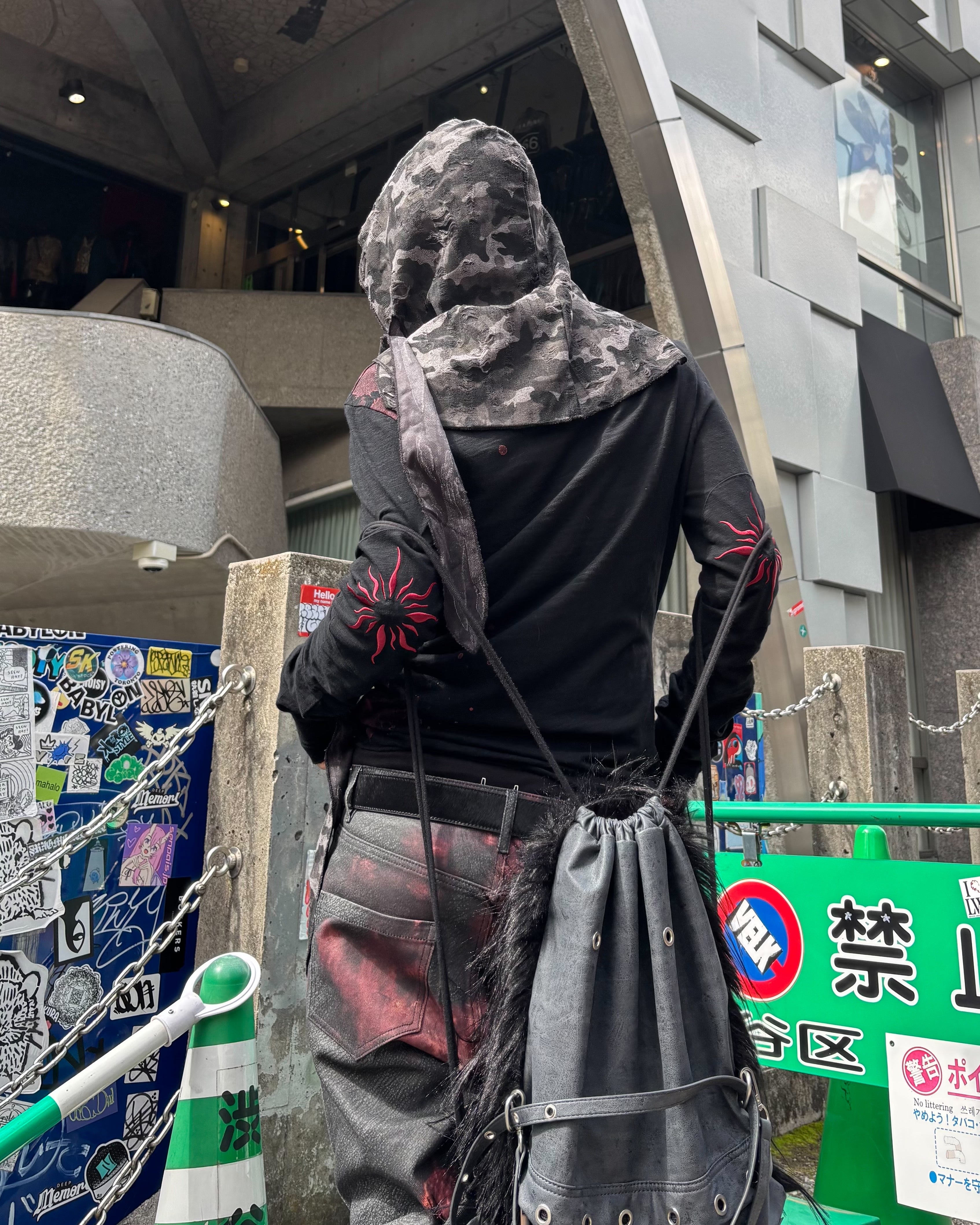 国際配送【Never mind the XU】damage camouflage balaclava