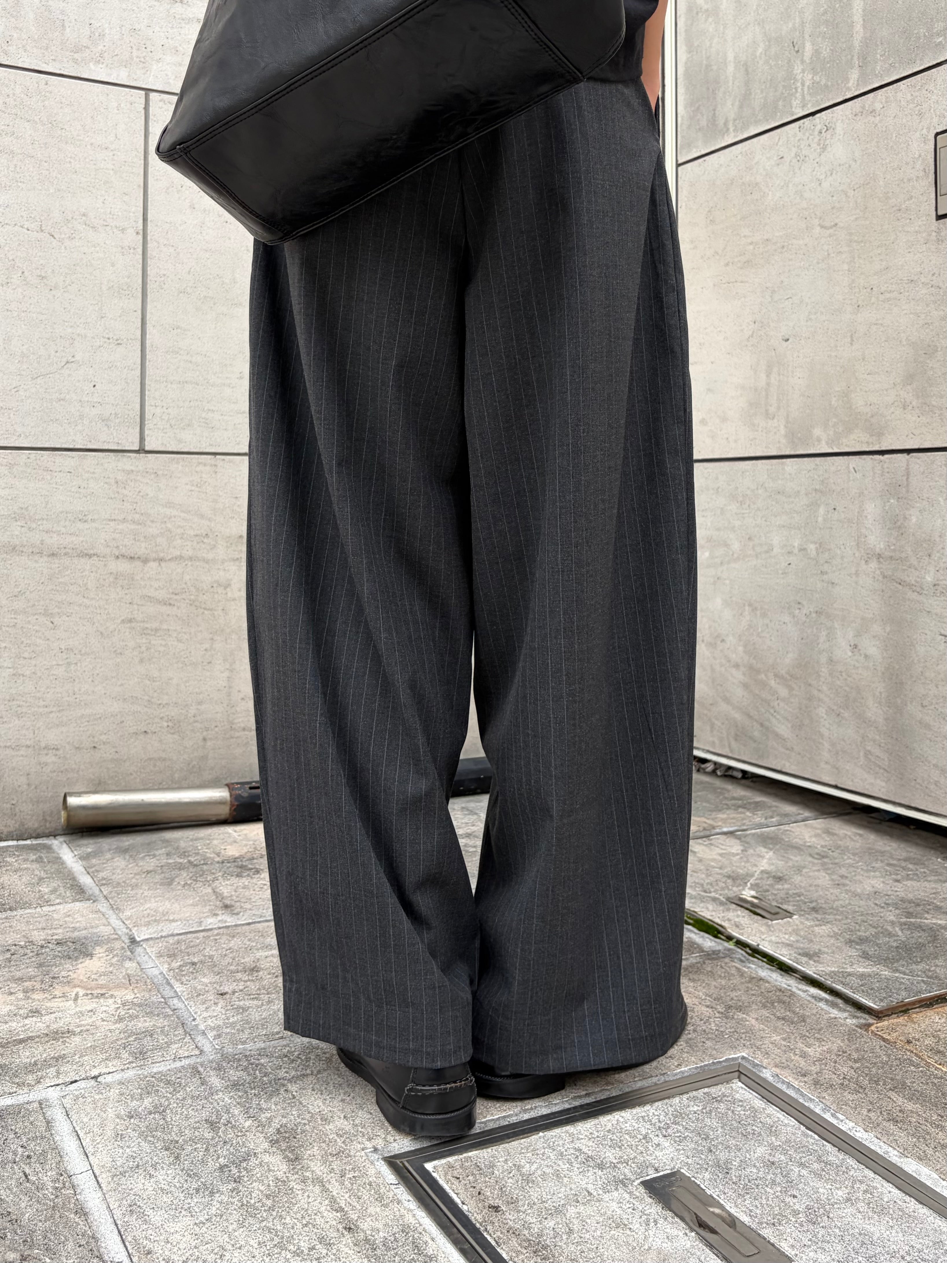 東京店WEB限定受注制【Chikashitsu +】stripe ballon slacks (2color)