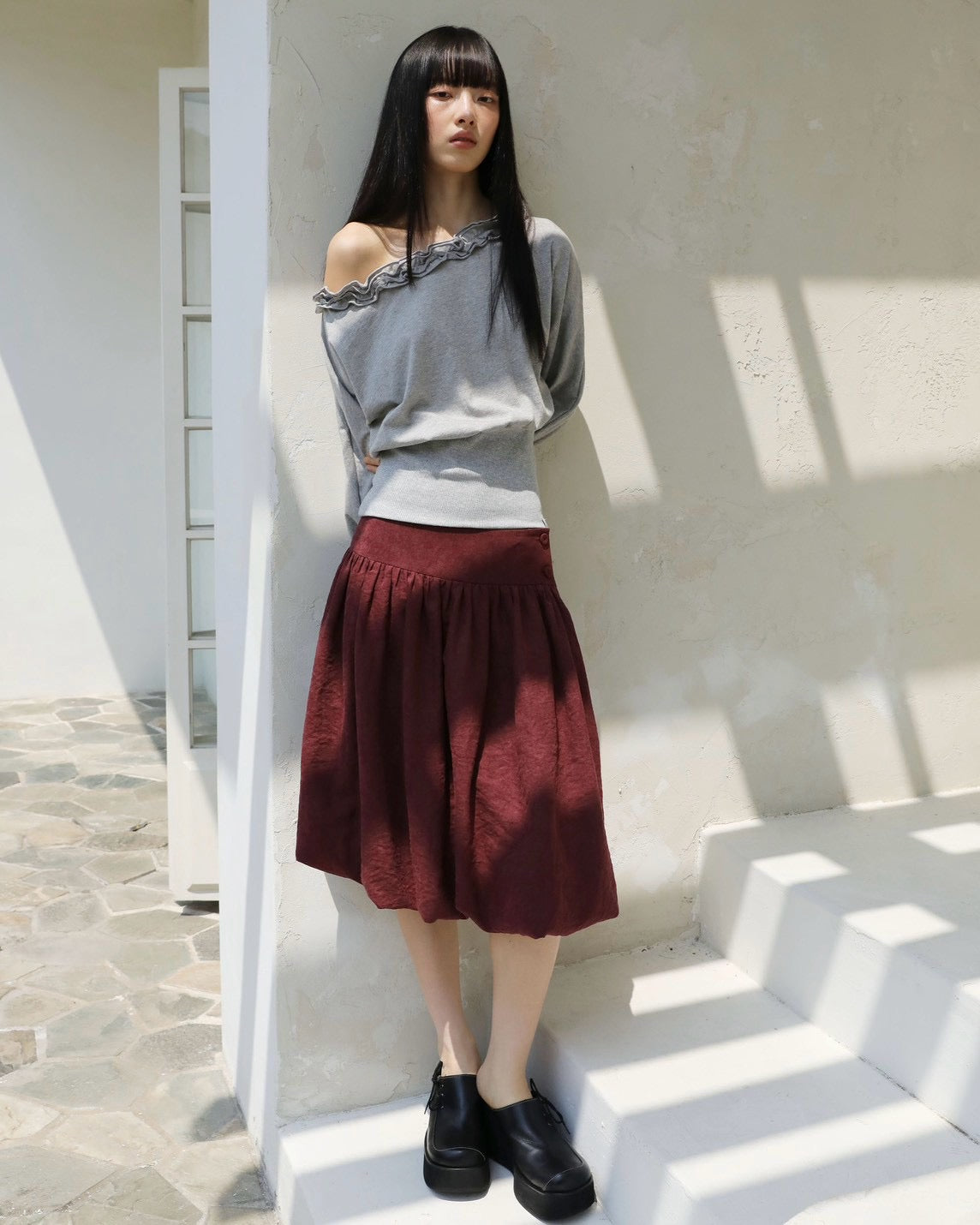 【Uglyshadow】OFF-SHOULDER RUFFLE TOP