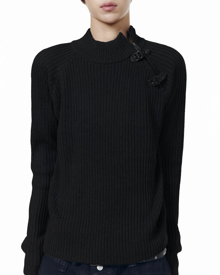 【AAKAM】Slant Zipper Belted Knit