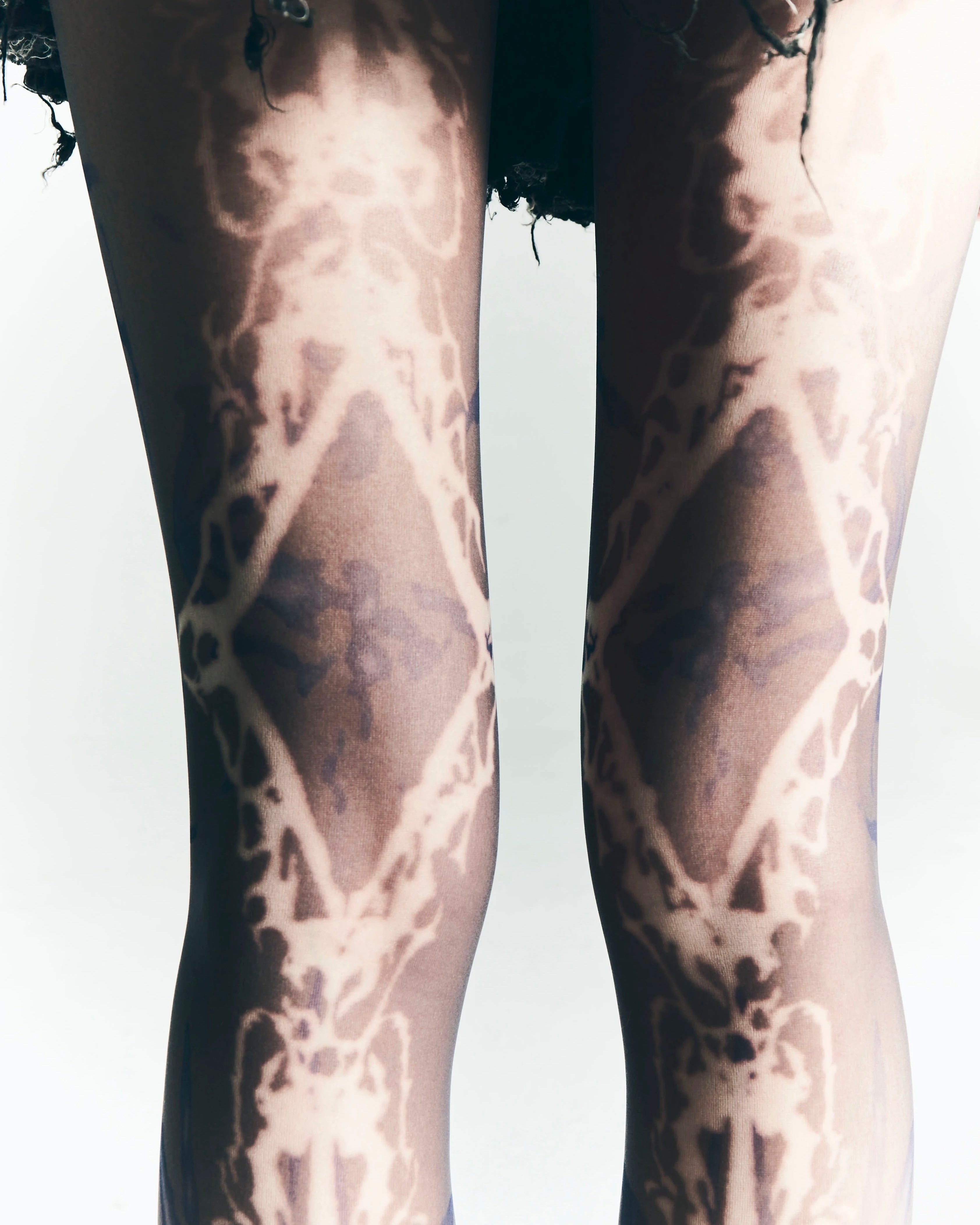 【IIIMIII】Cathedral Lace Tights