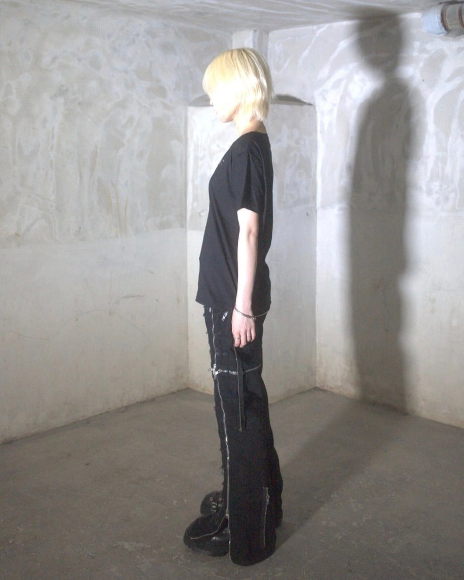 【LOIN ARMIS】"Hex maniac" tee