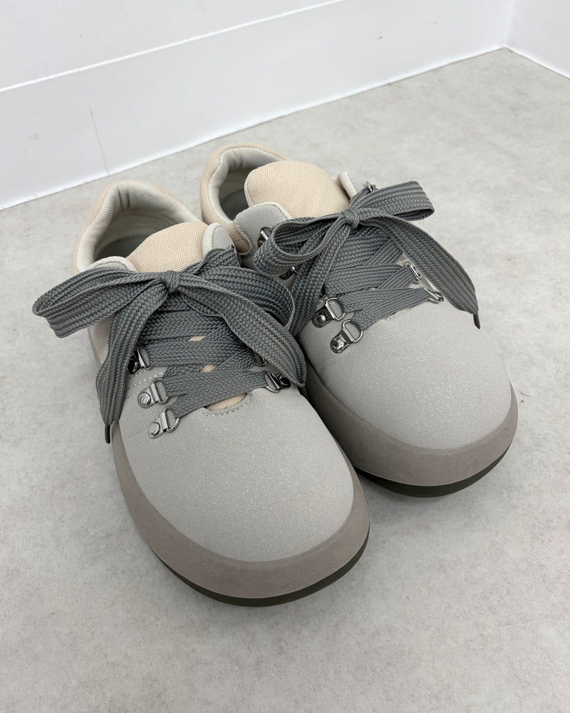 国際配送【Nerd out XU】pebble sole shoes
