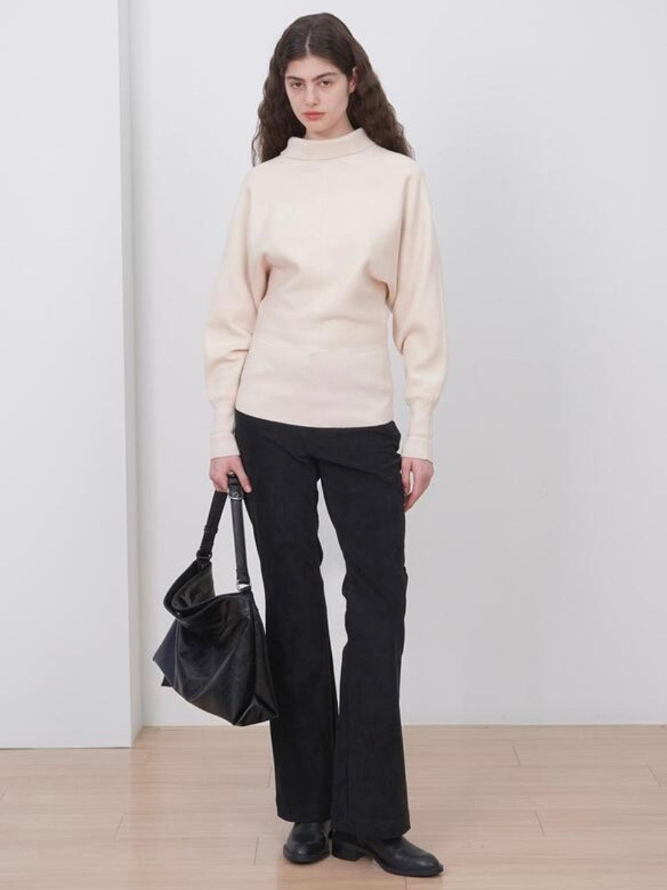 【HAH ARCHIVE】Contour Belted Bag(レザー)