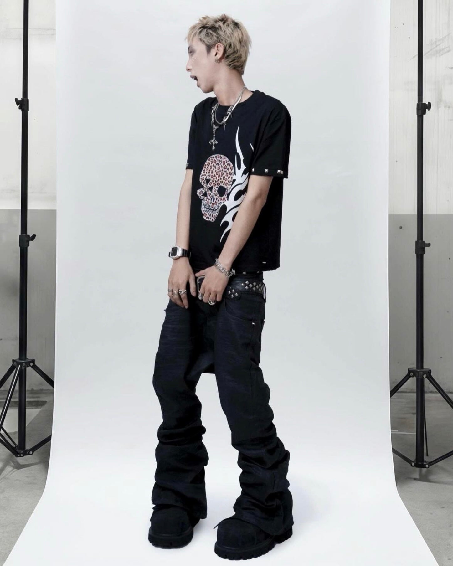【LOWKEY CLUB】TRIBAL SKULL TEE
