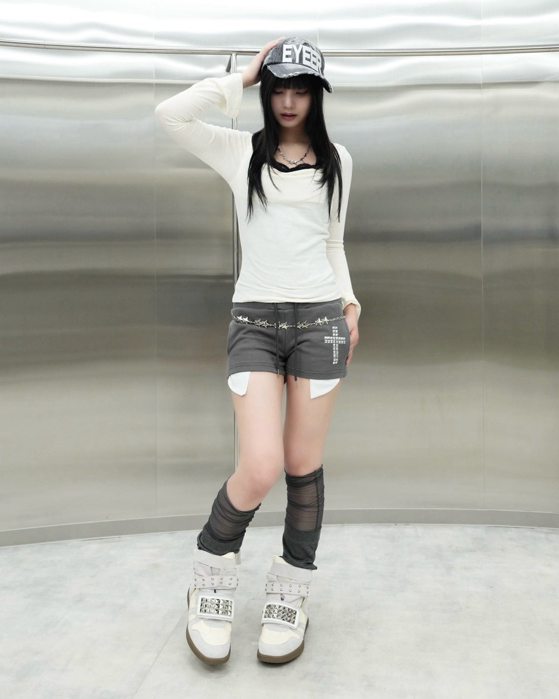 受注制【Never mind the XU】Cross studs mini shorts (3color)