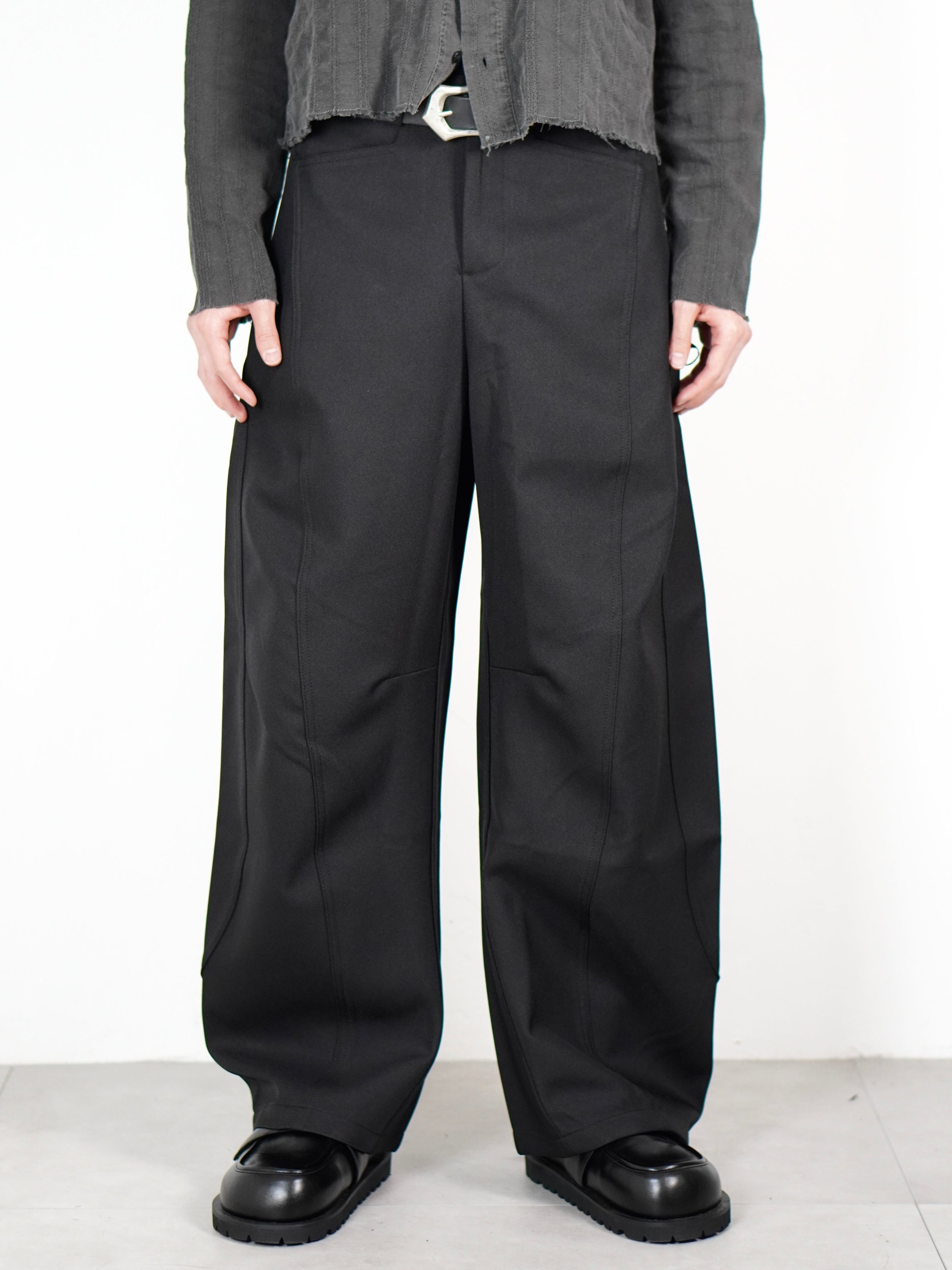 4/24 20:00発売 受注制【Chikashitsu +】Curve line wide pants (3color)