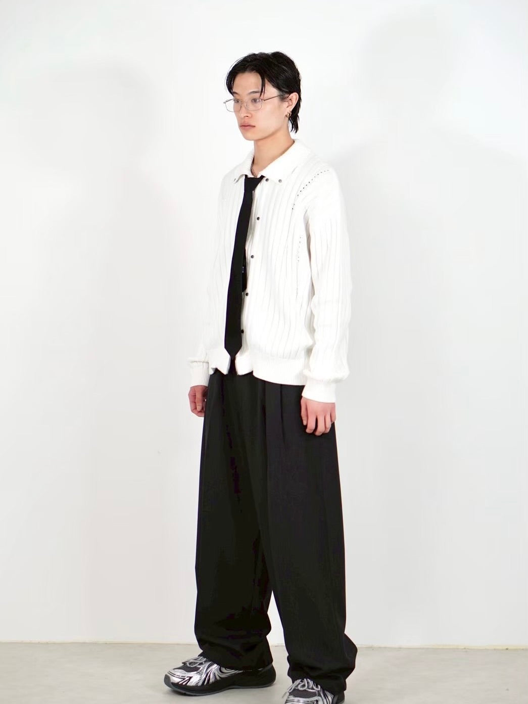 受注制【Chikashitsu +】easy semi wide slacks