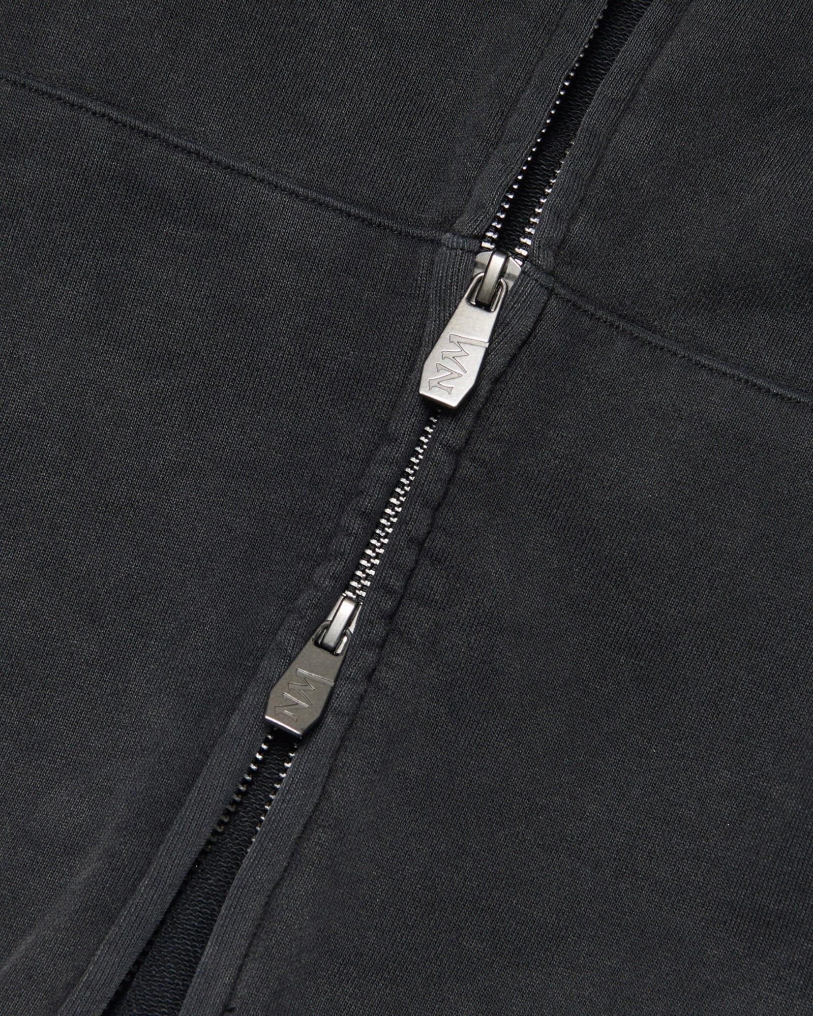 【NOMANUAL】D.P HOODED ZIP-UP