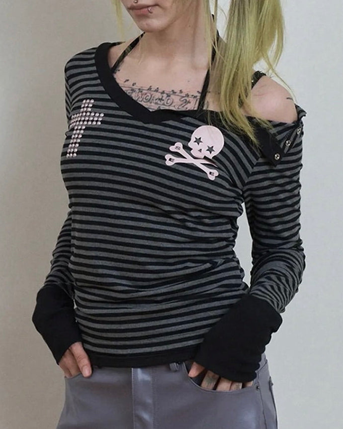 【SETUP-EXE】SKULL LOGO STRIPE V-NECK TOP