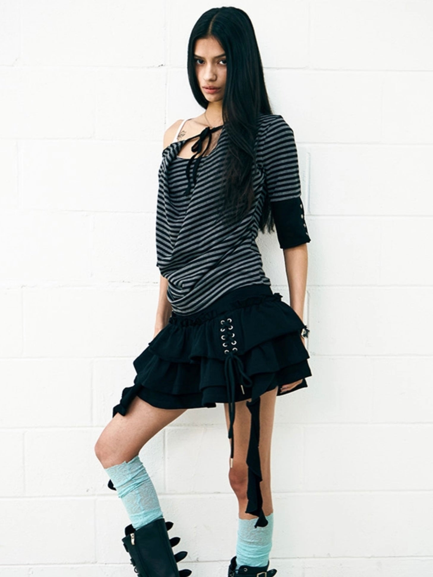 【NOT KNOWING】One Shoulder Cowl Neck Top