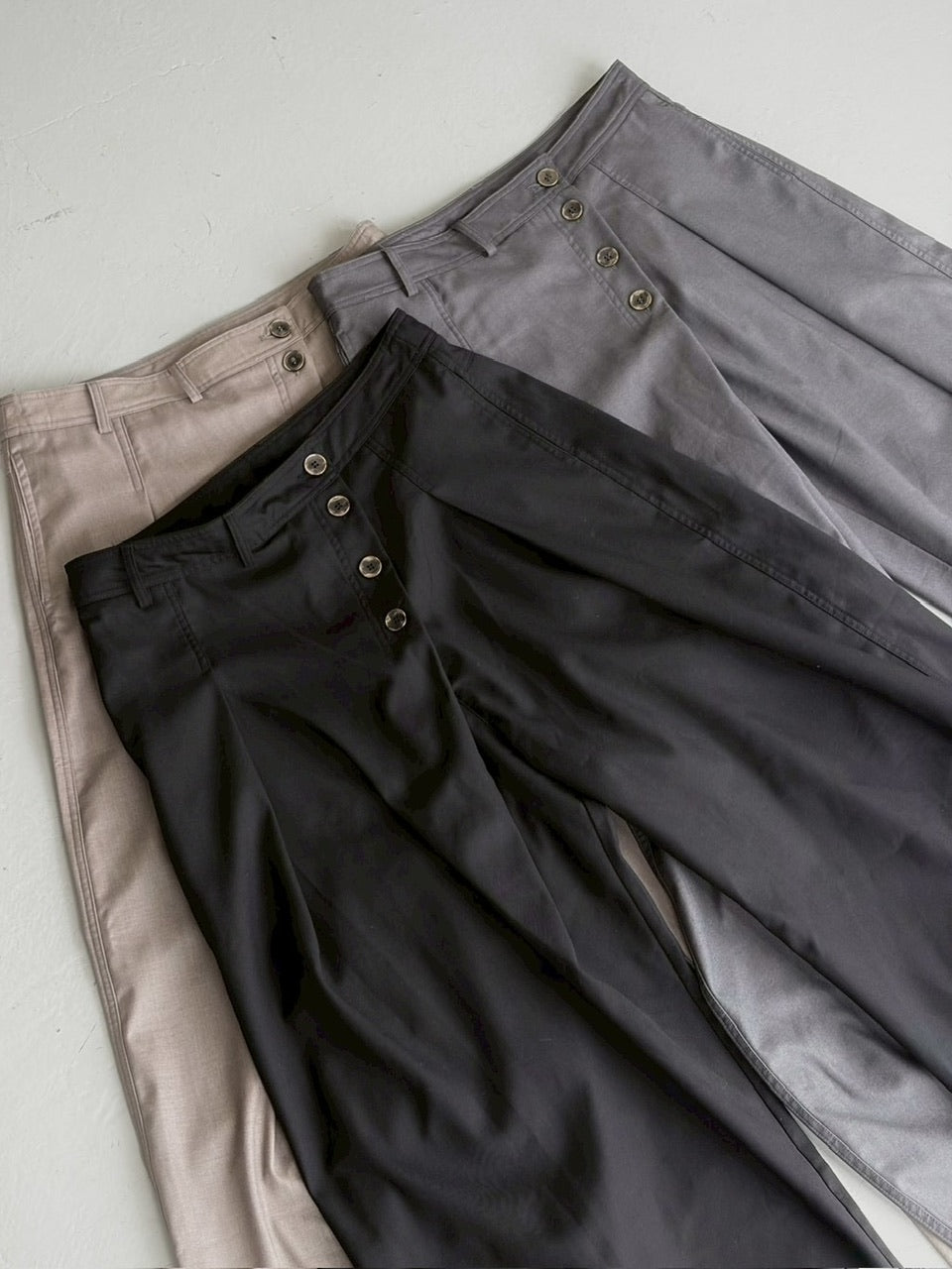 国際配送【LUV CODE】diagonal button wide pants (3color)