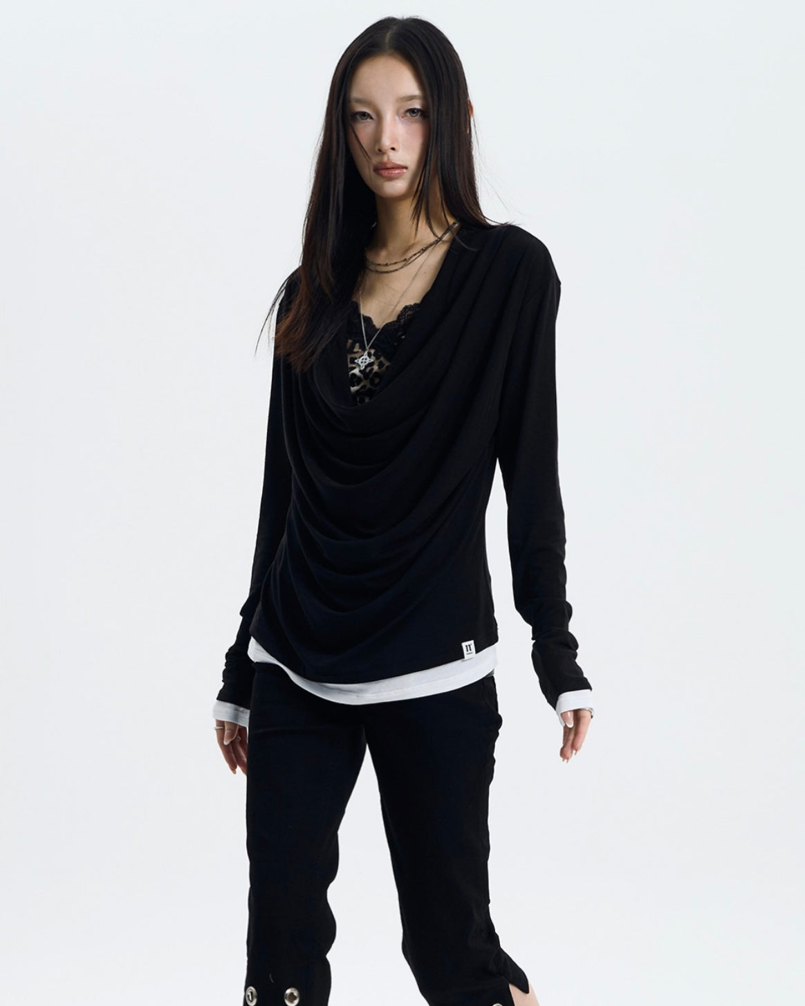 【NOT KNOWING】Deep Cowl Layered Top