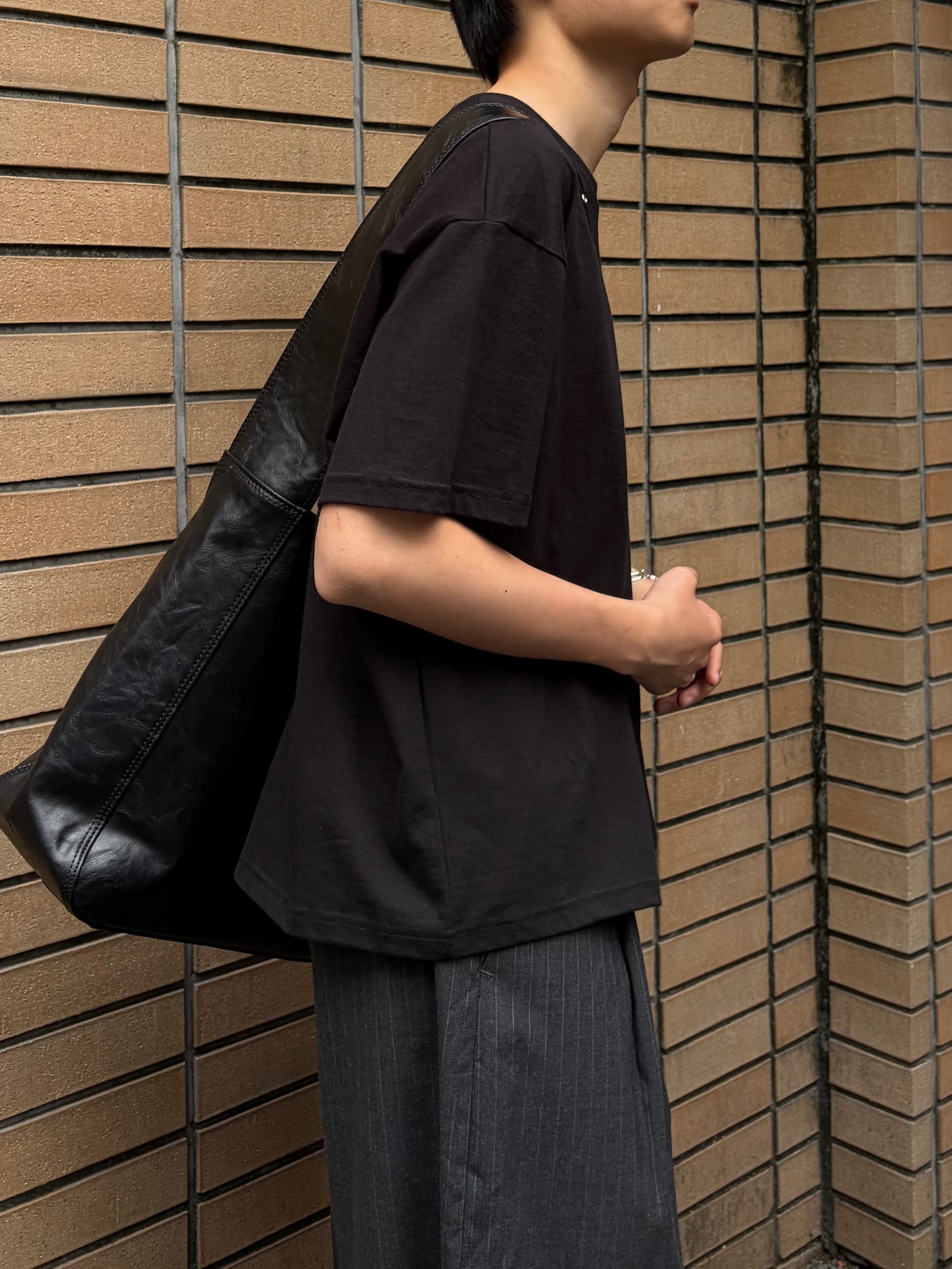 東京店WEB限定受注制【Chikashitsu +】cropped box tee (4color)
