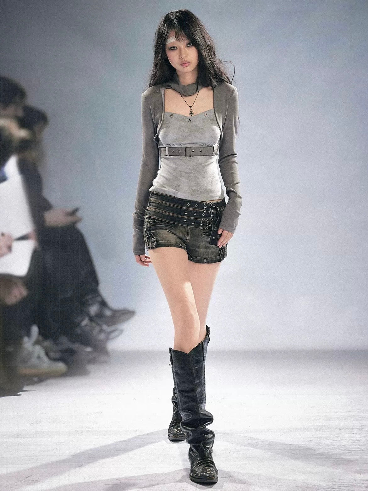 【Cest Nous】Gray Cowl Neck 
Top