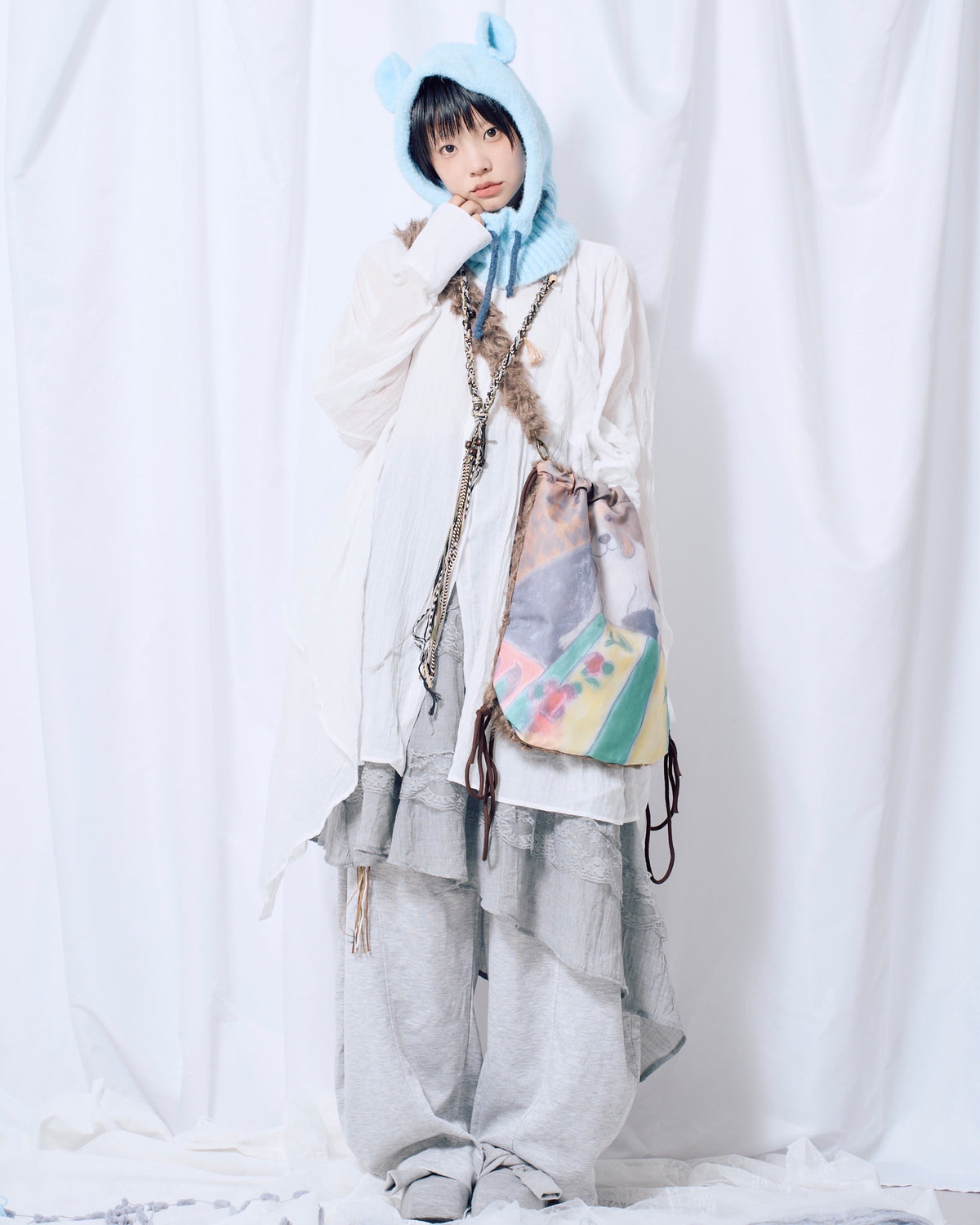 9/18 20:00 発売
国際配送【Nerd out XU】Reversible Drawstring dog Shoulder Bag