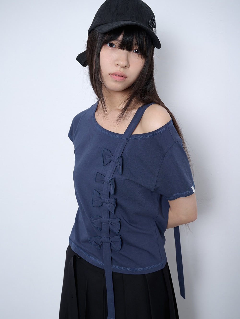 6/8 21:00発売【TUOMIO】RIBBON OFF SHOULDER T-SHIRT
