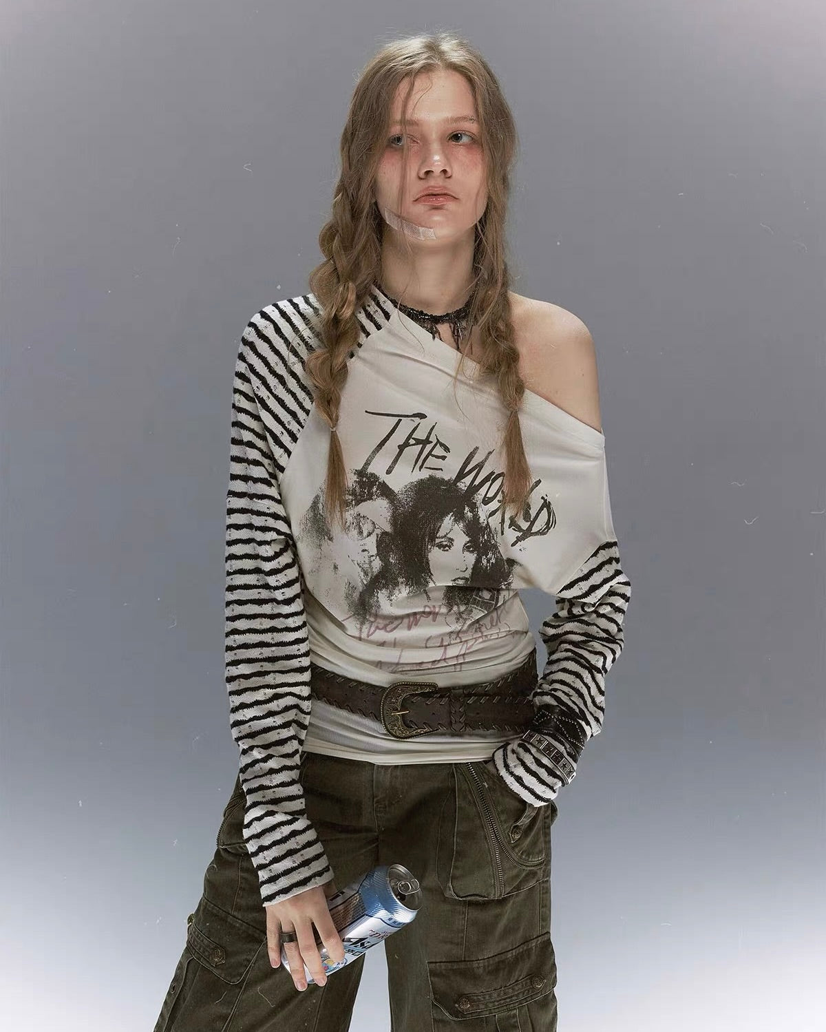 【Cest Nous】Band Graffiti T-shirt