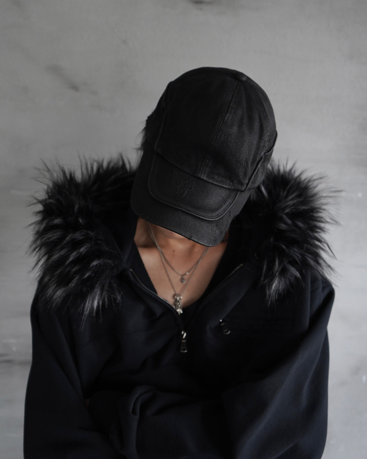 【CHIKASHITSU PLUS HIGH】Arch washed denim cap (coating)